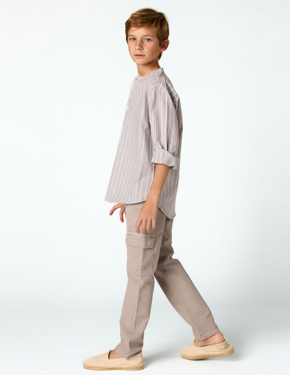 BLUE/RED STRIPED SHIRT