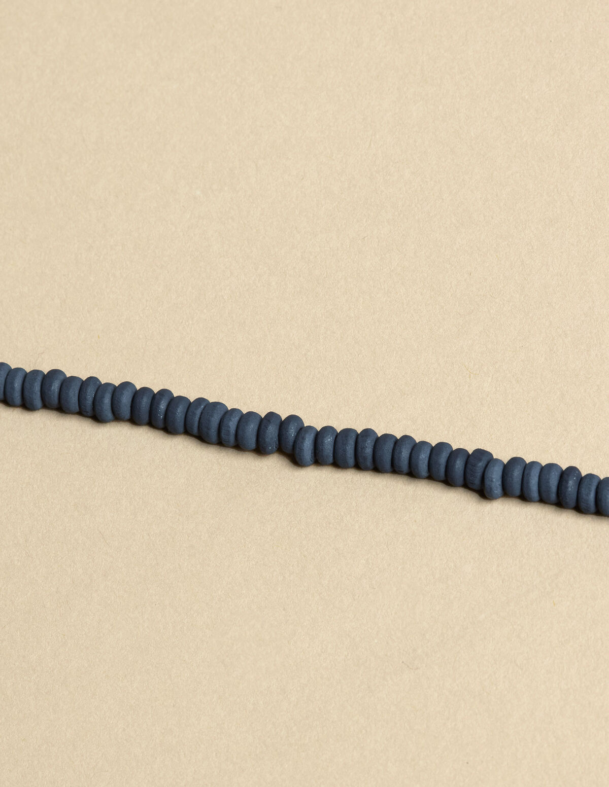 COLLAR LARGO MADERA AZUL