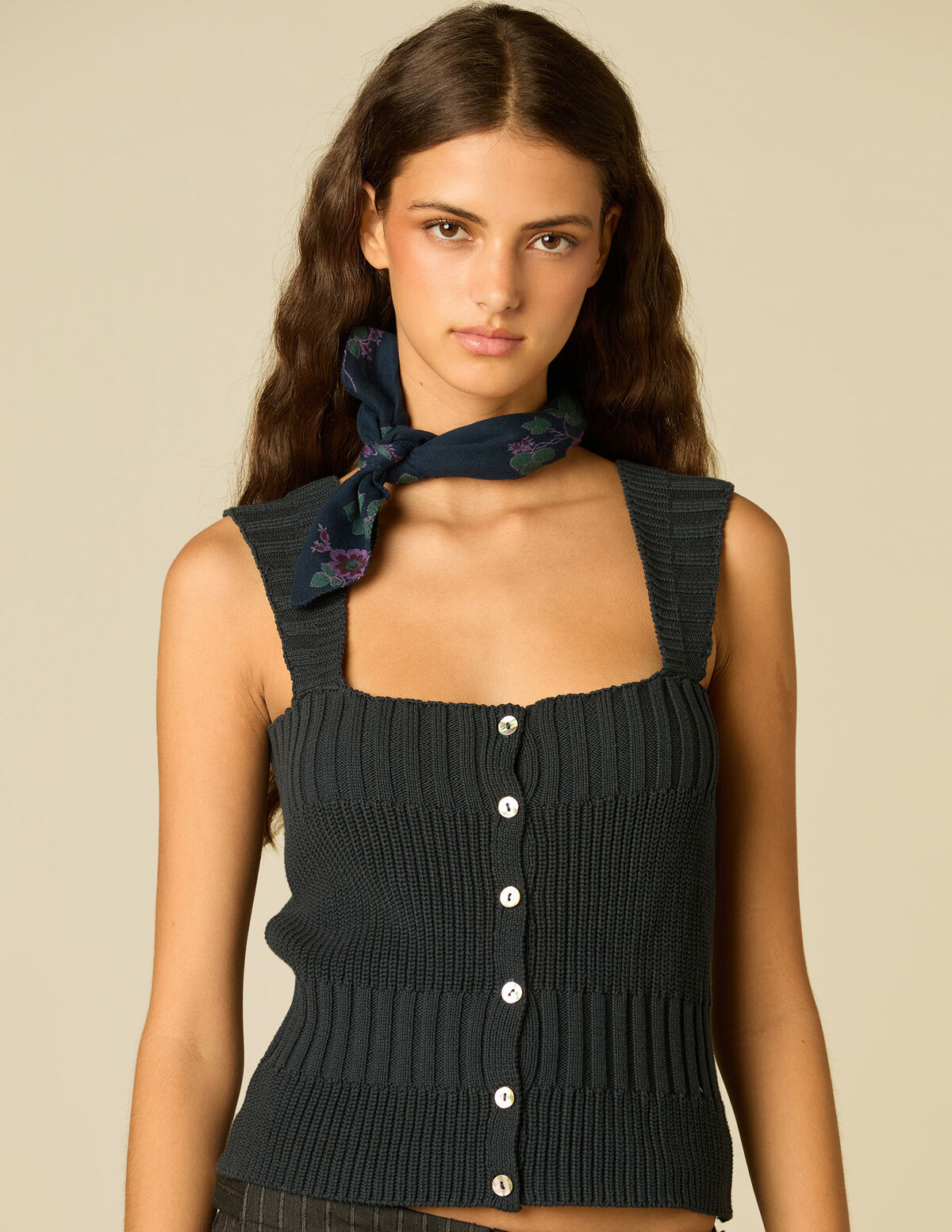 TOP CANELADO BOTÕES ANTRACITE