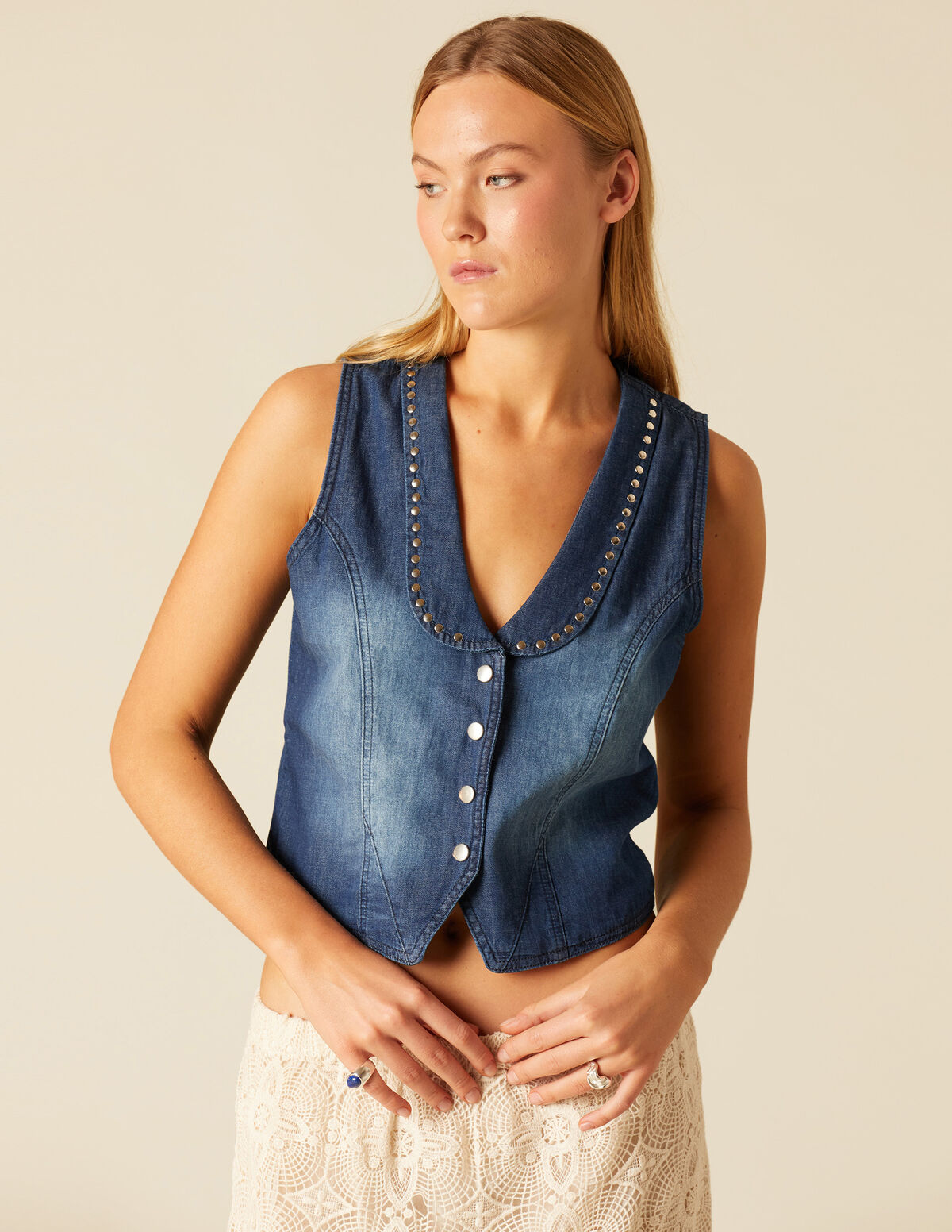 CHALECO TACHAS VAQUERO