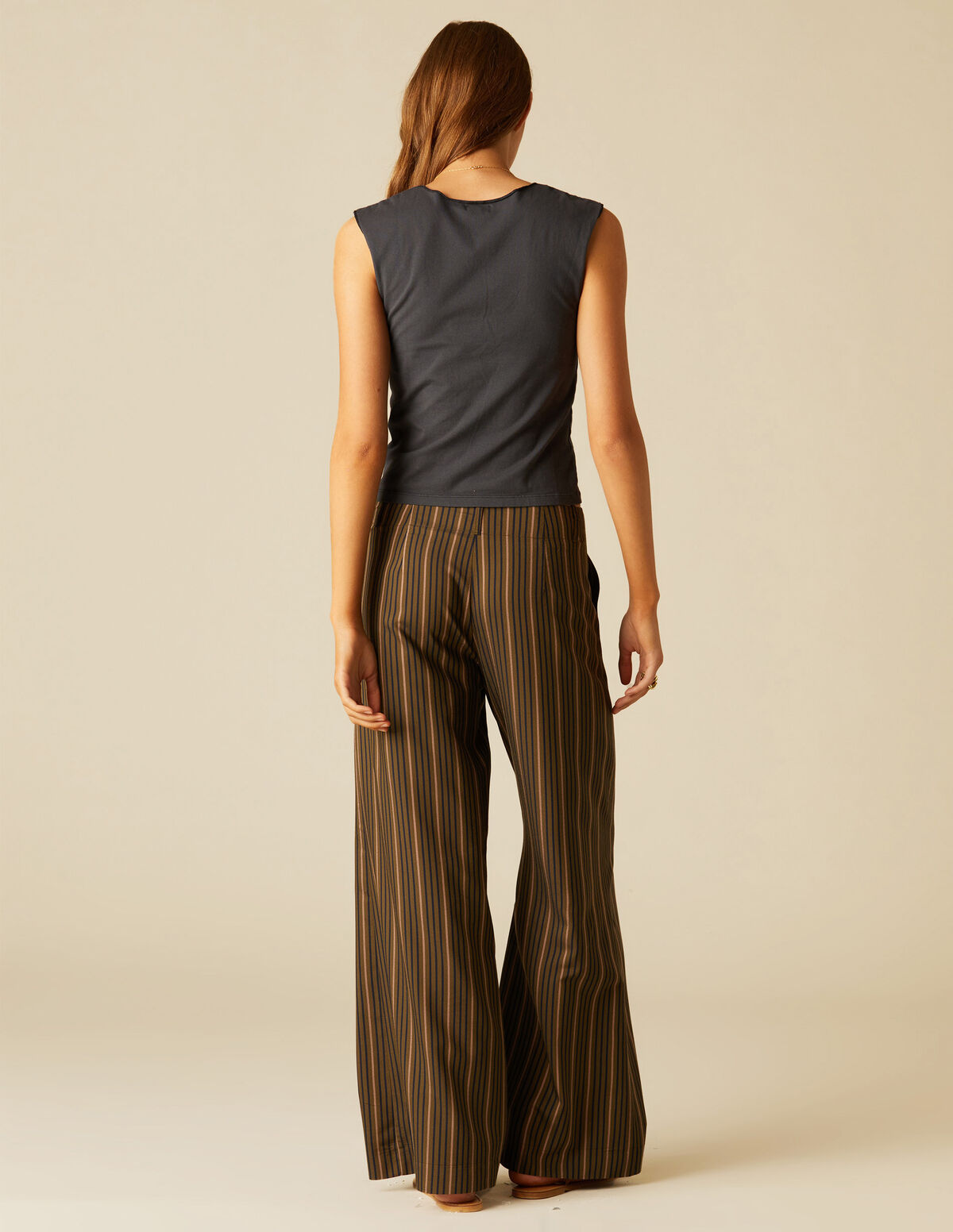 PANTALÓN ANCHO RAYAS WALNUT
