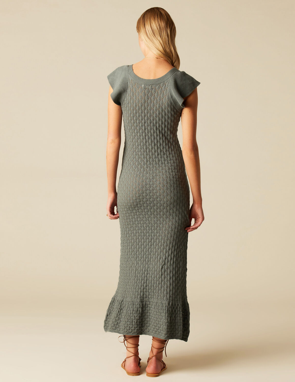 GREY RUFFLE SLEEVE DRESS