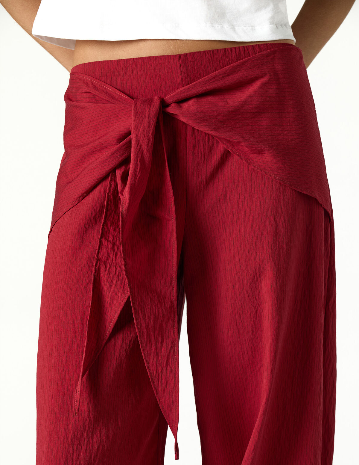 CAL&Ccedil;AS LA&Ccedil;ADA VERMELHO