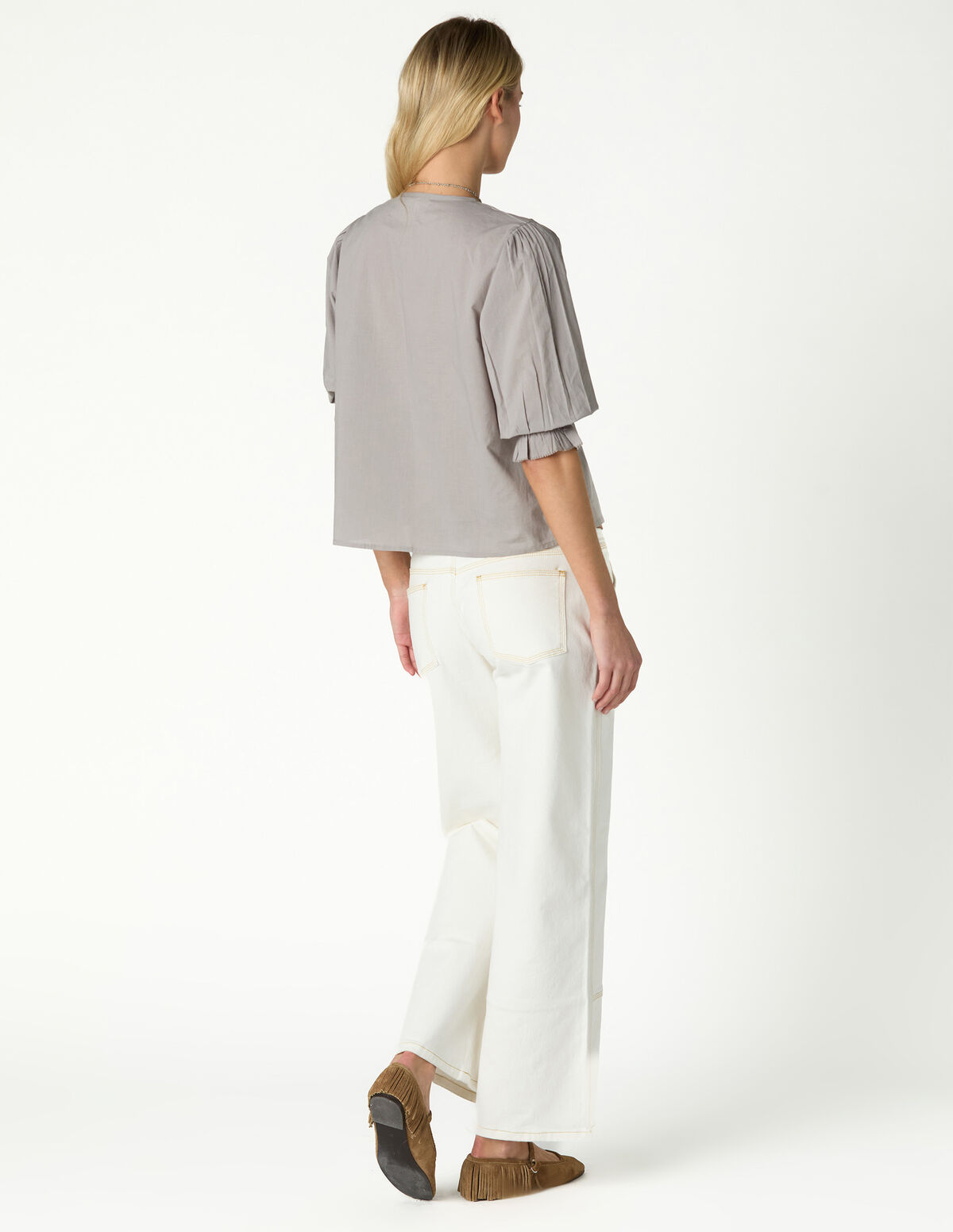 CAMISA DECOTE BICO RENDAS IRON GREY