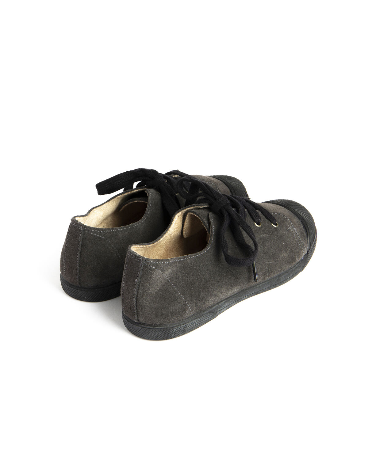 ZAPATILLA ANTRACITA CORDONES