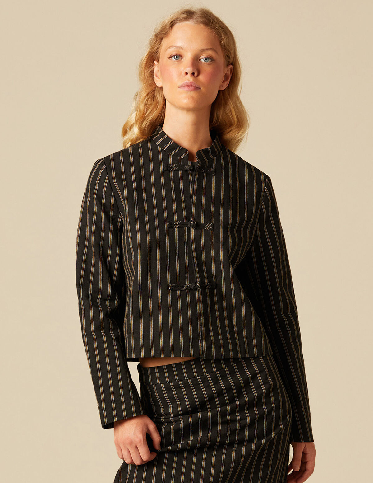 BLACK STRIPED JACKET