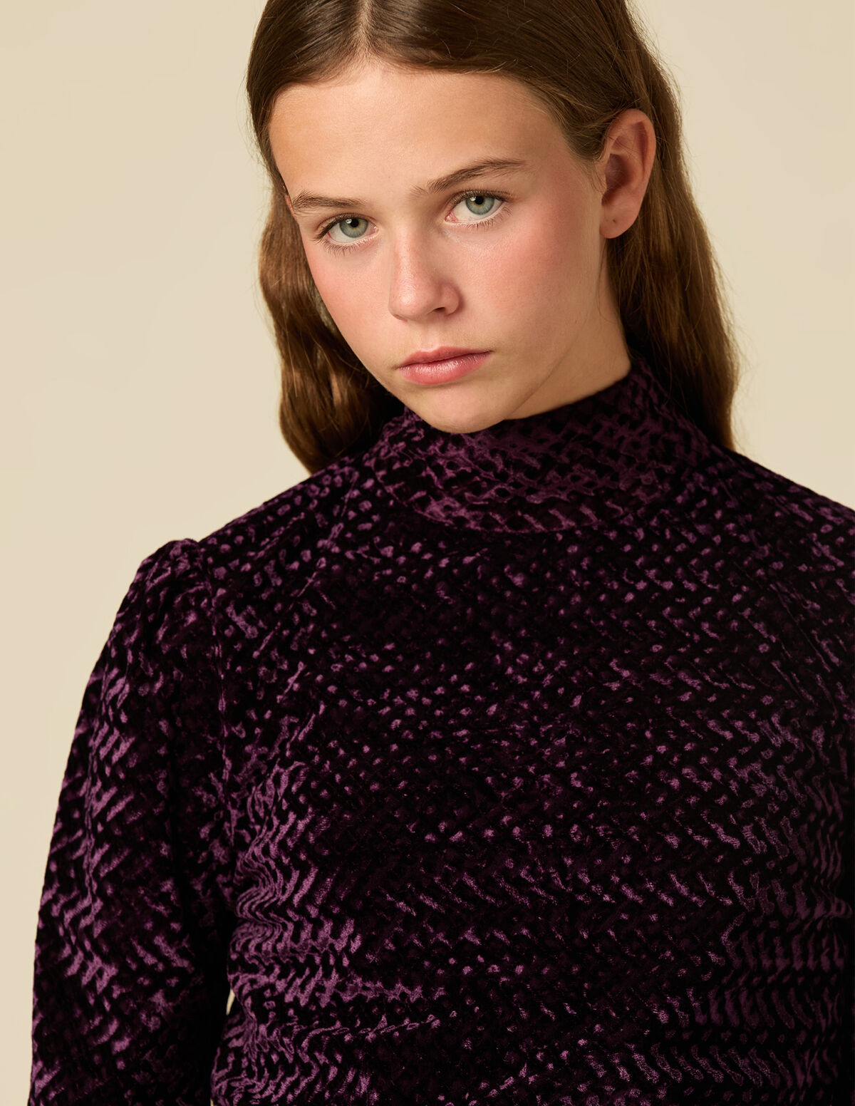 CAMISA DESENHO VELUDO