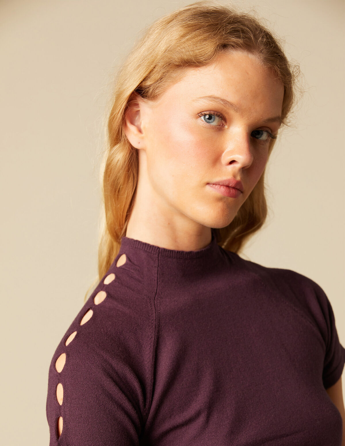 MOOR CUT-OUT TOP