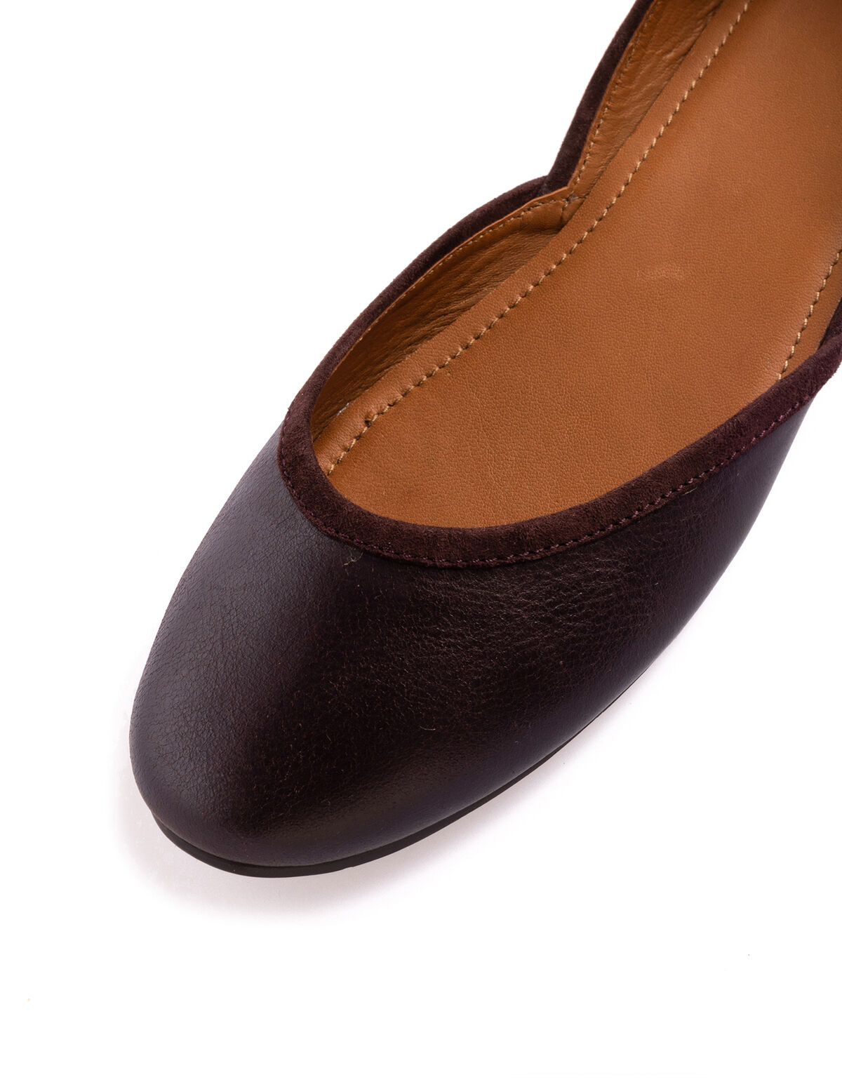 SABRINA TIRAS GREN&Aacute;