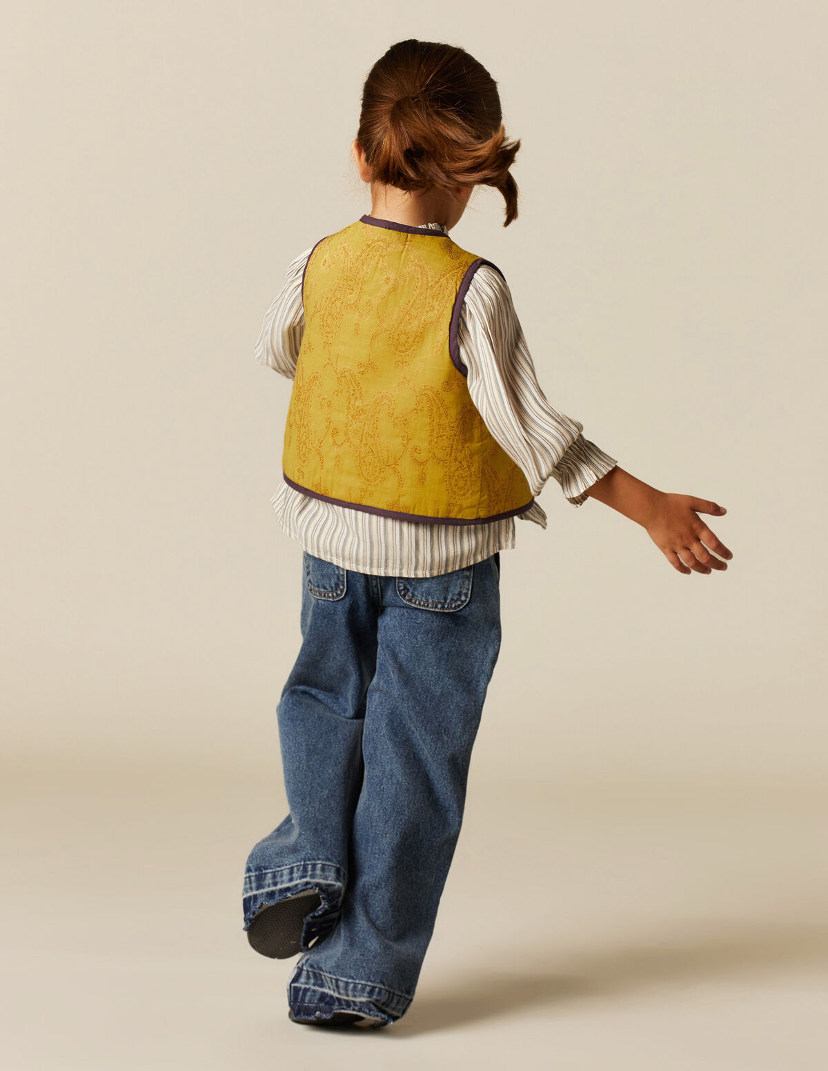 GILET MOTIF CACHEMIRE MOUTARDE