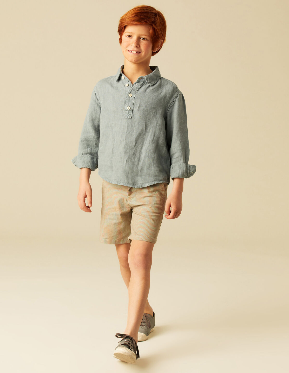 PANTALÓN CORTO WALNUT RAYA GRIS