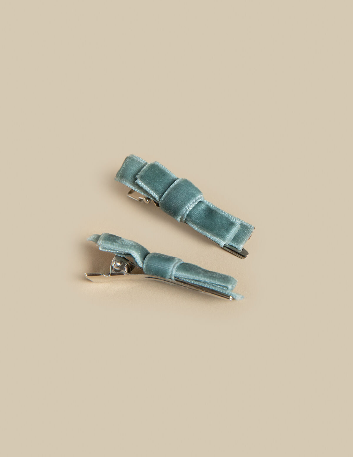 2 LAÇOS VELUDO MOSTARDA