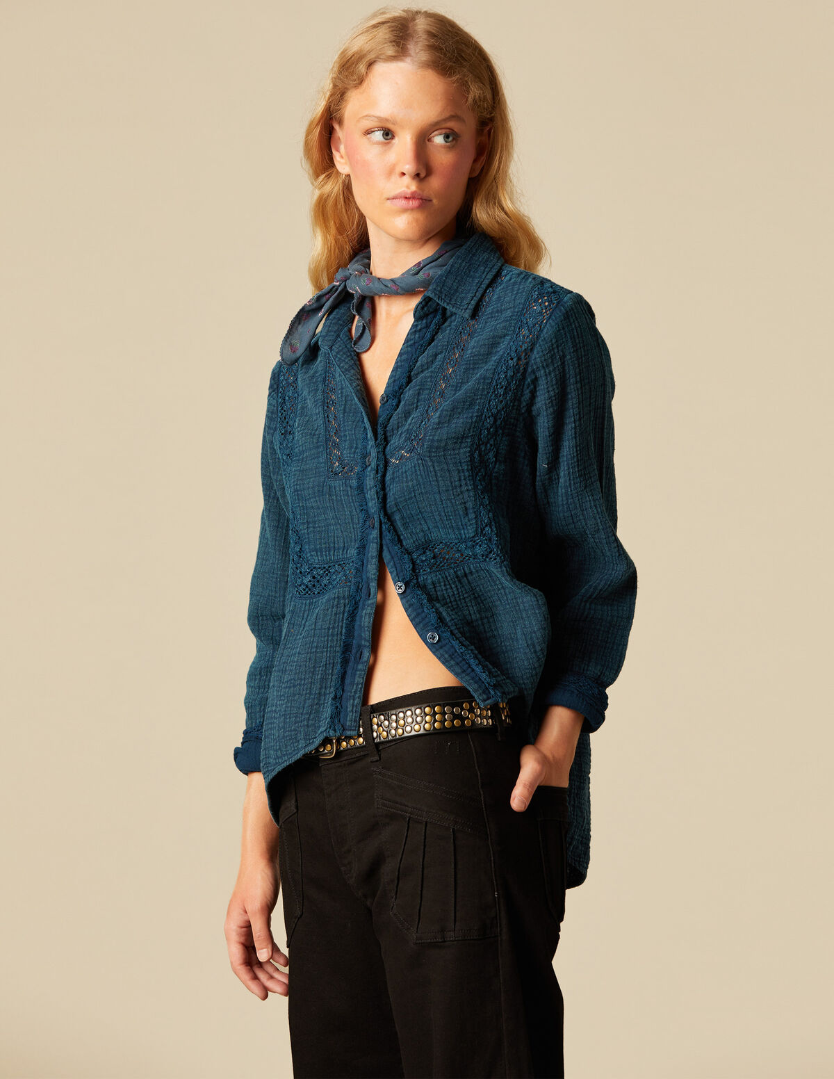 BLUE LACE TRIM SHIRT