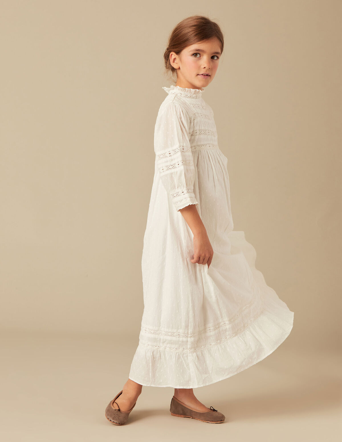 Vestido primera comunión encajes