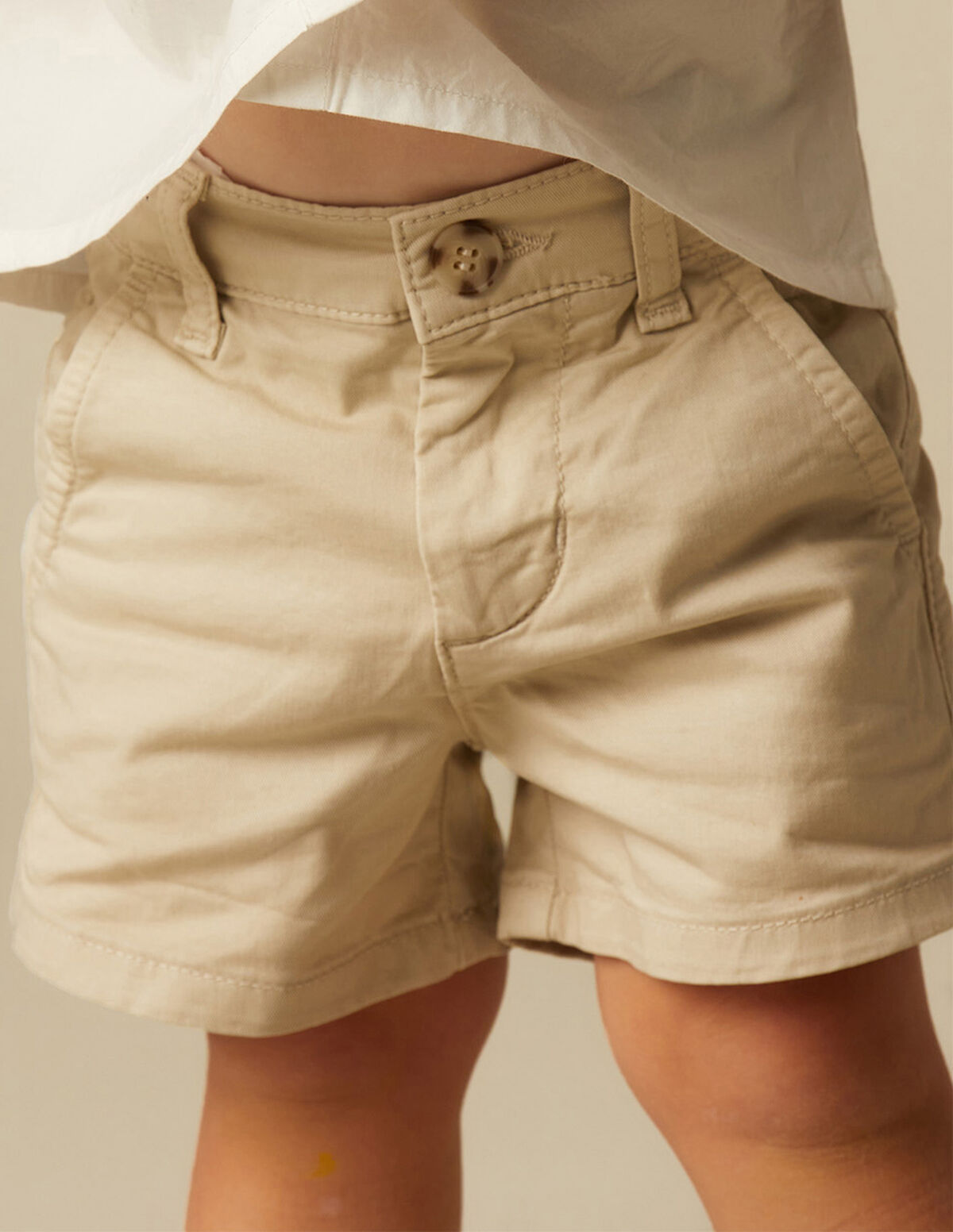 PANTALÓN ARENA CORTO