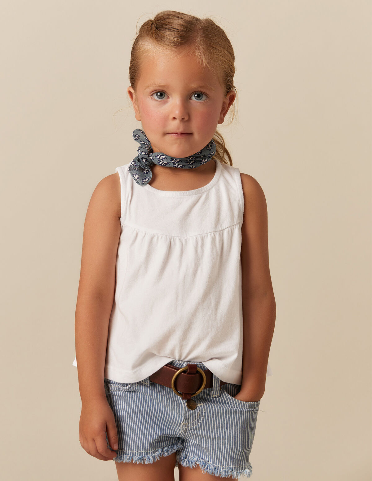 T-SHIRT SANS MANCHES BLEU