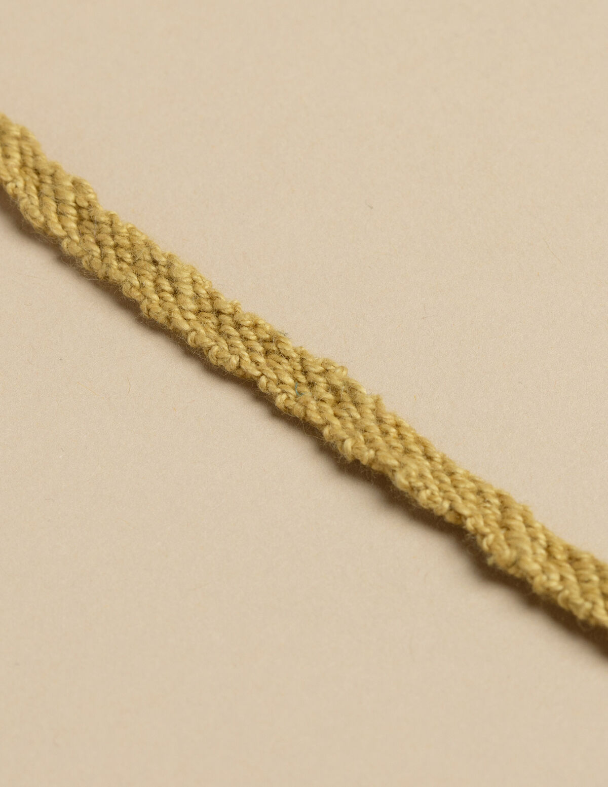 PULSERA HILO LIMA