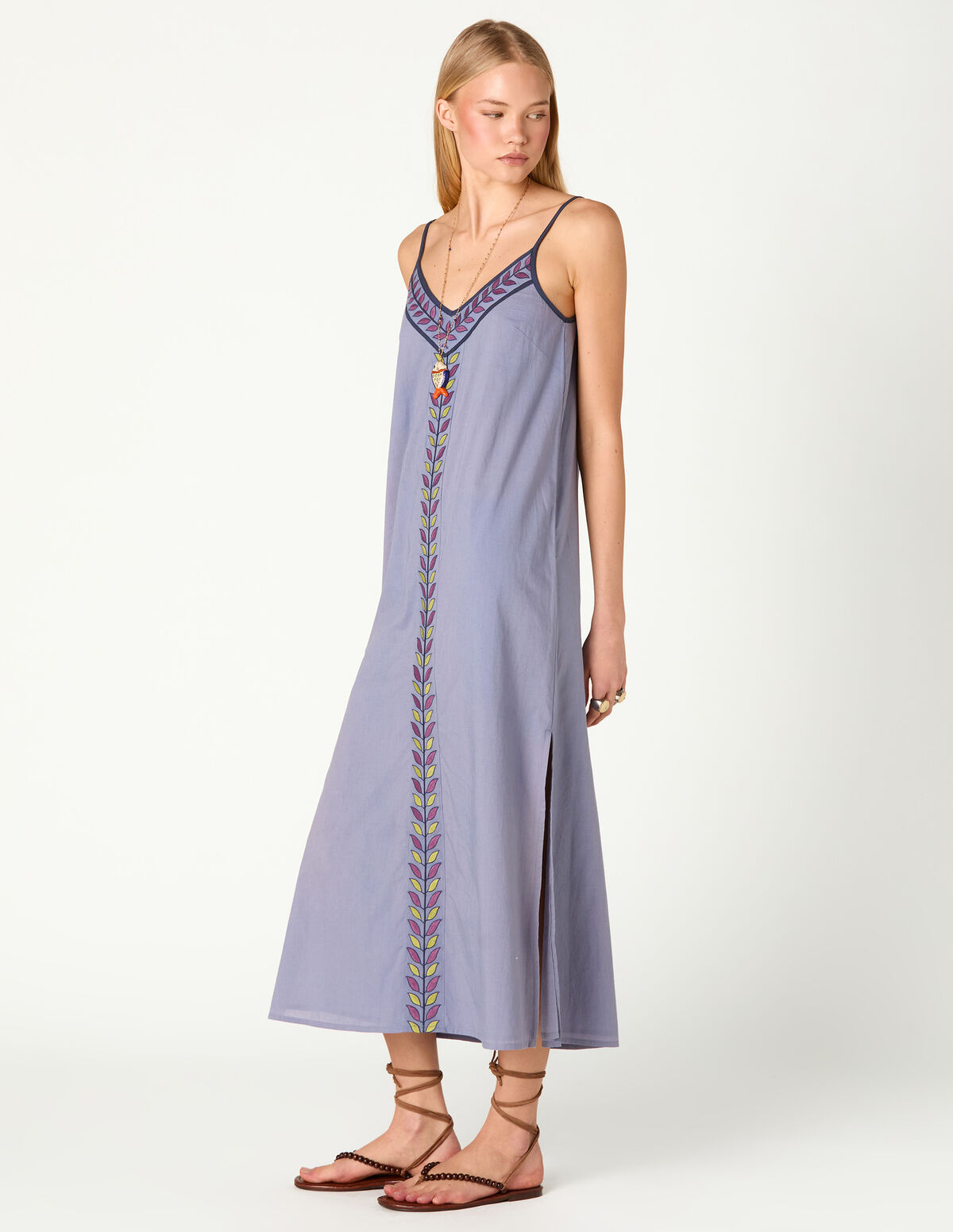 LEAVES EMBROIDERED DRESS