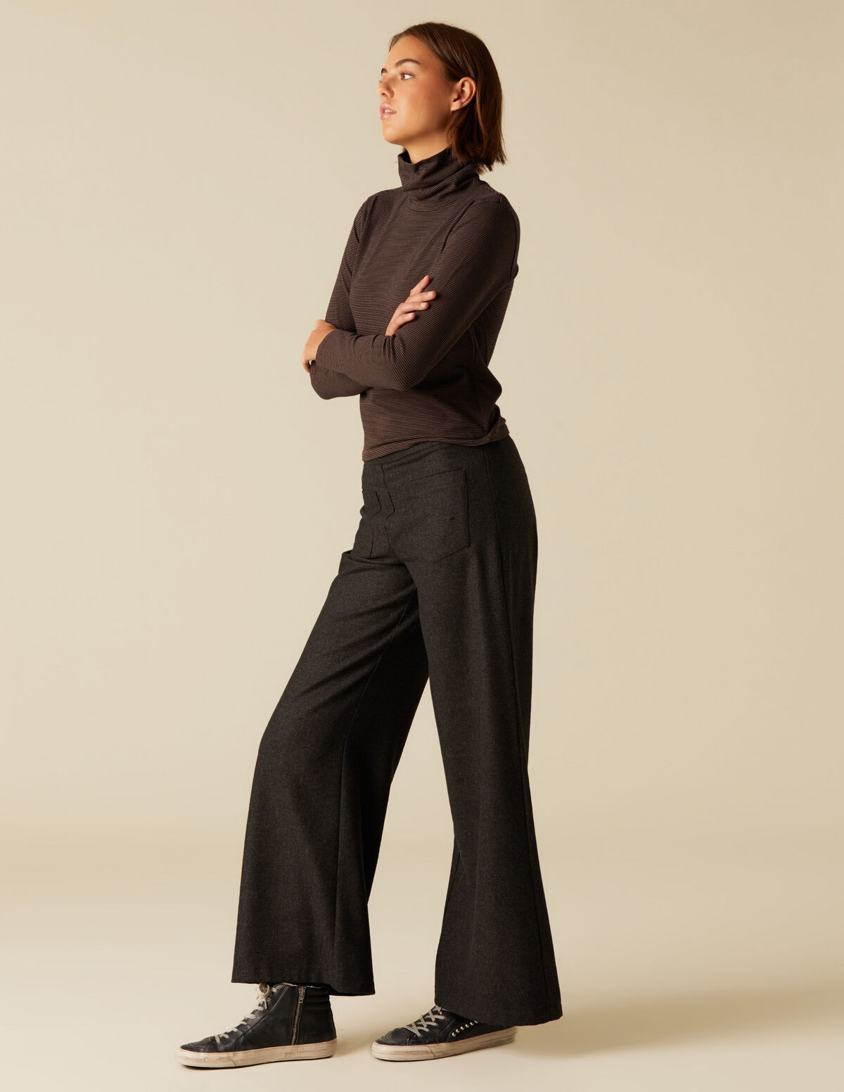 CUELLO VUELTO RAYA AZUL