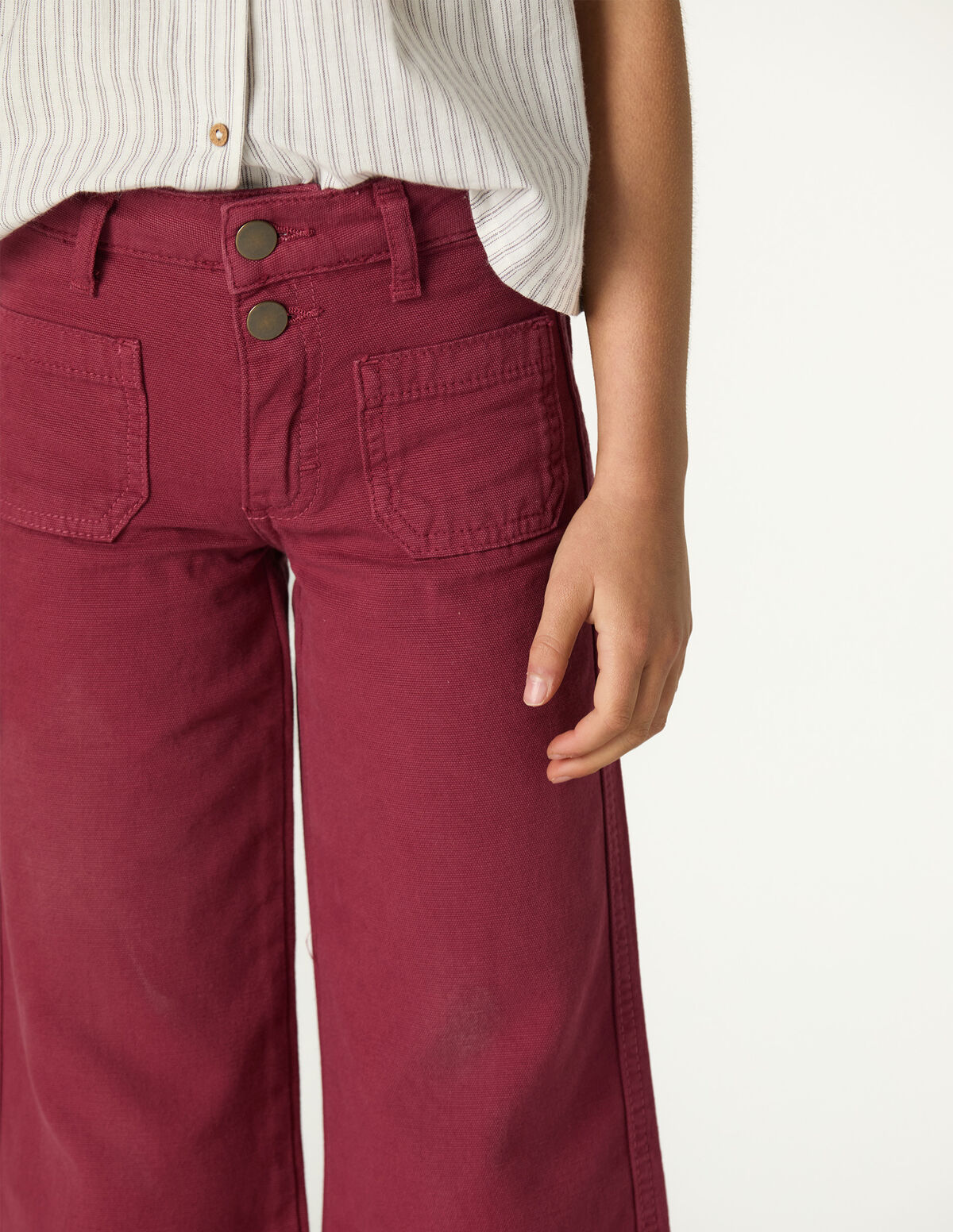 RED POCKET JEANS