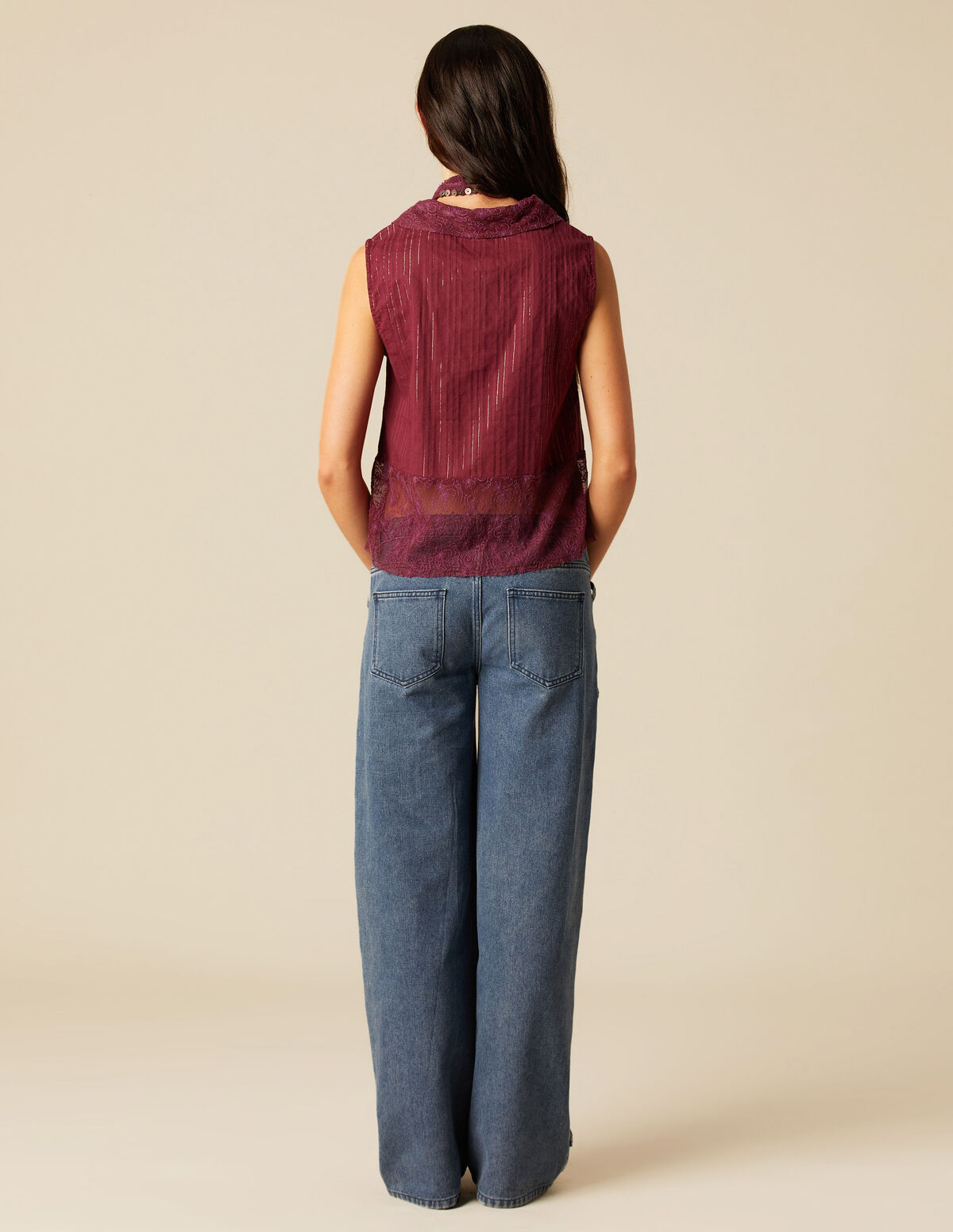 PANTALÓN TIRAS TACHUELAS AZUL