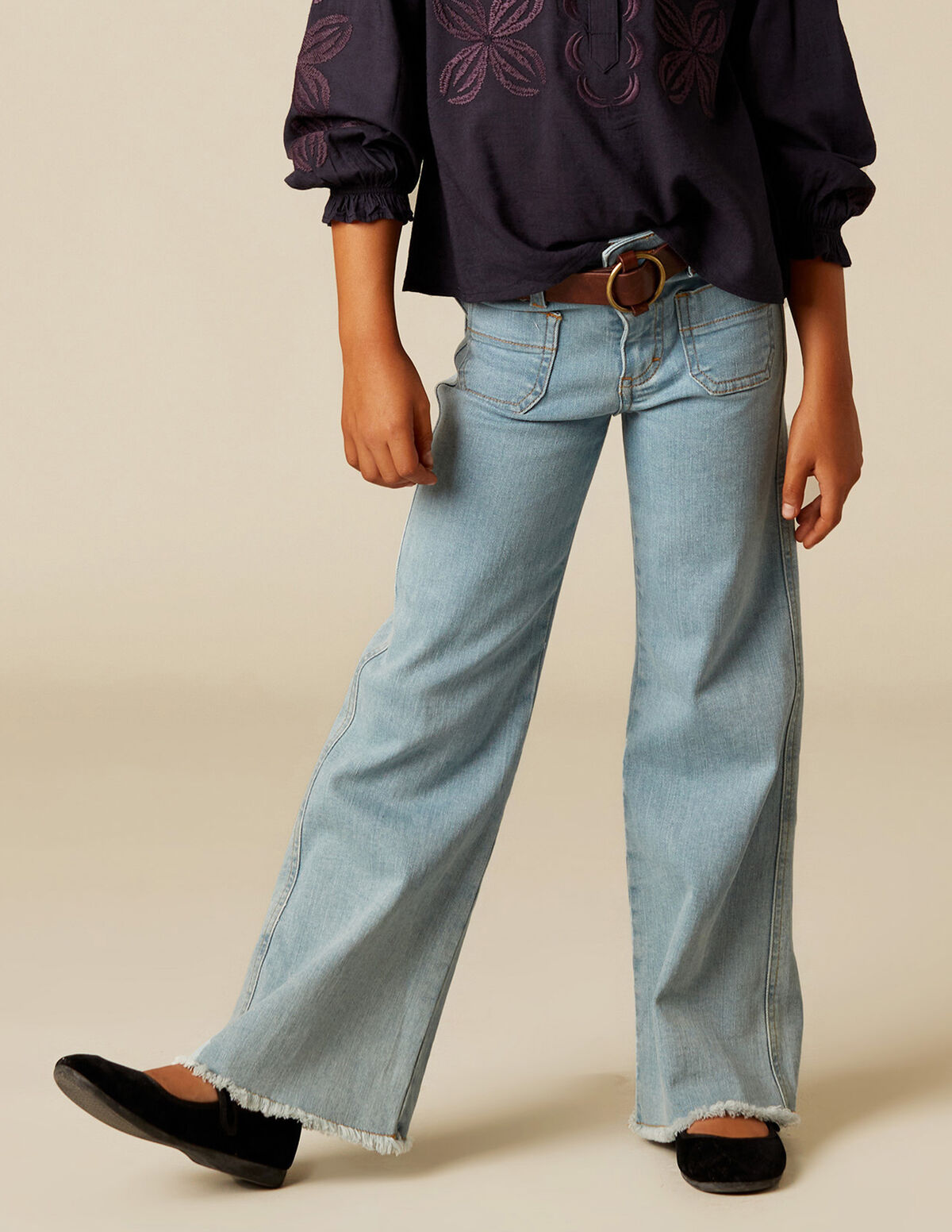 Blue jeans pockets