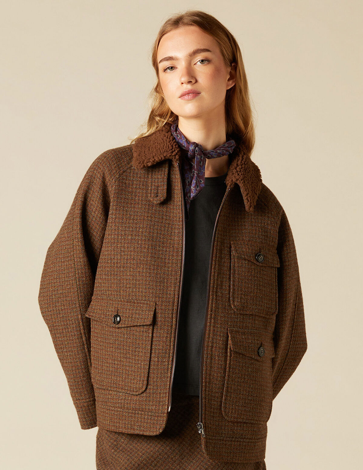 GREY CHECKED JACKET