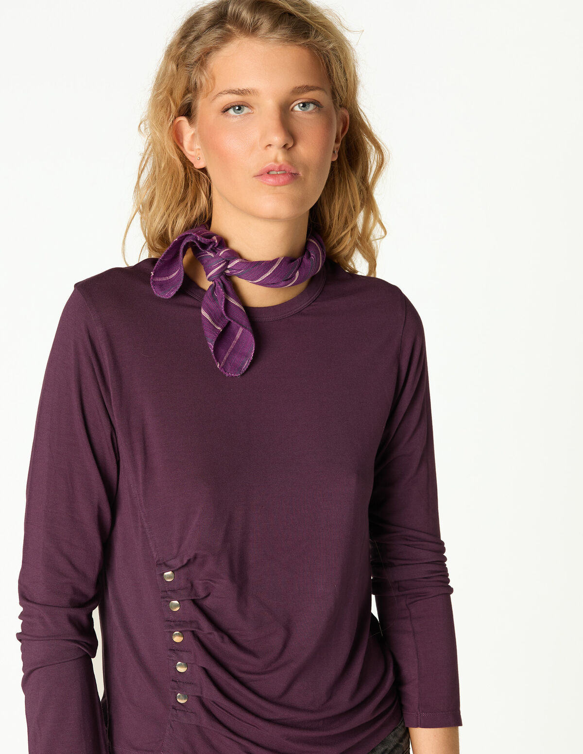 AMETHYST BUTTONED T-SHIRT