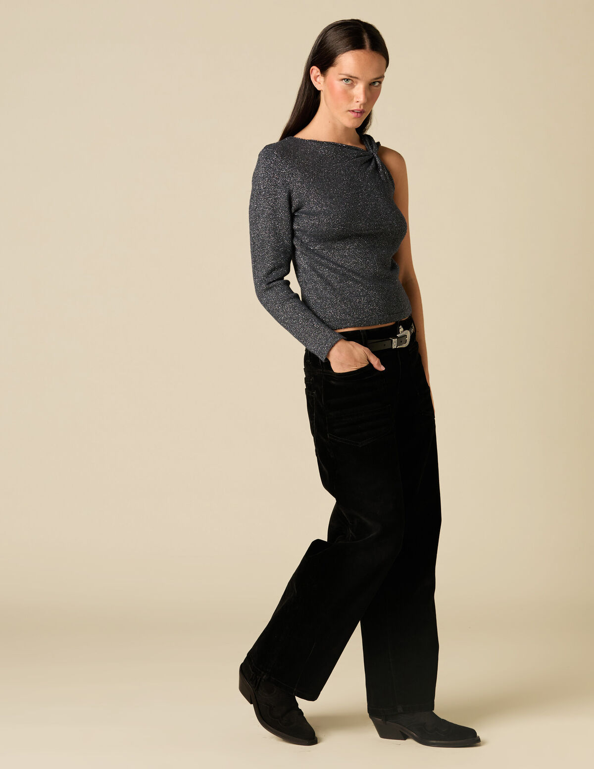 SPARKS KNIT TOP