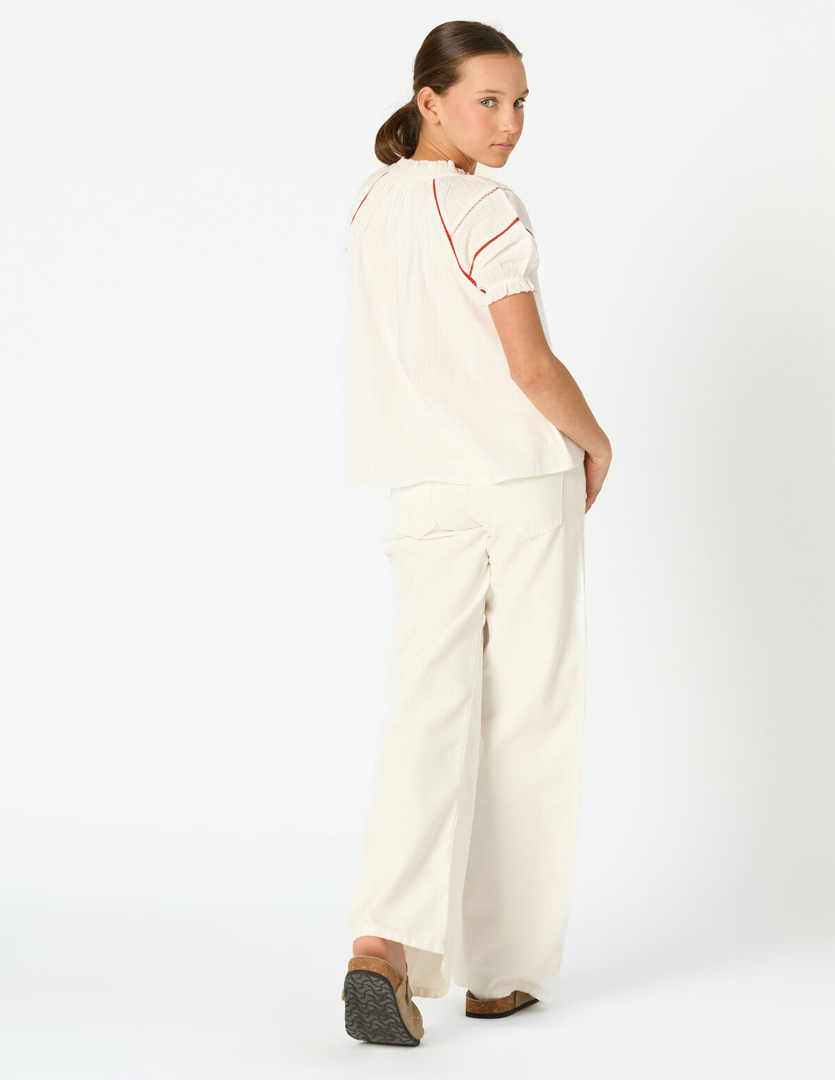 PANTAL&Oacute;N ESTRELLAS LATERAL VAQUERO BLANCO