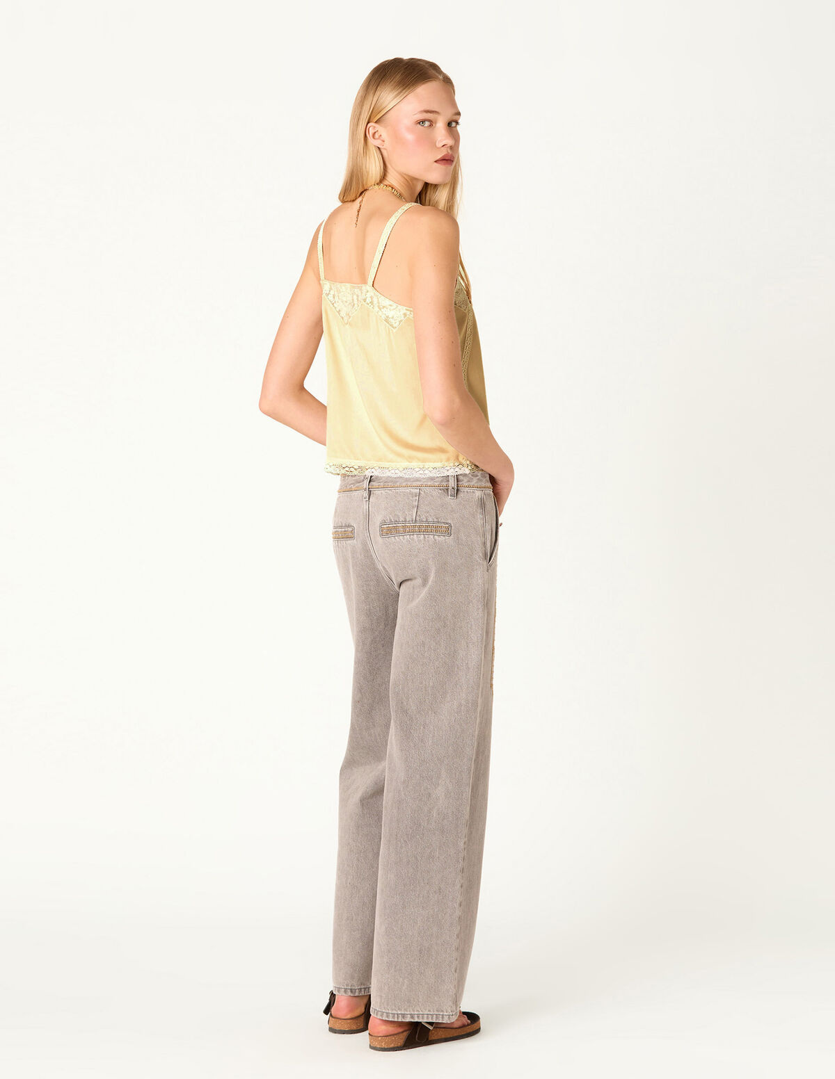 CAL&Ccedil;AS BORDADO DENIM BRANCO