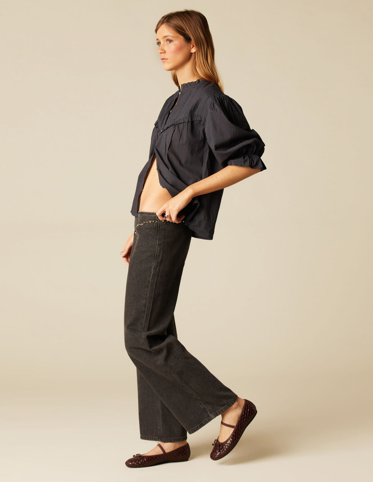 PANTALÓN TACHUELAS CANESÚ ANTRACITA