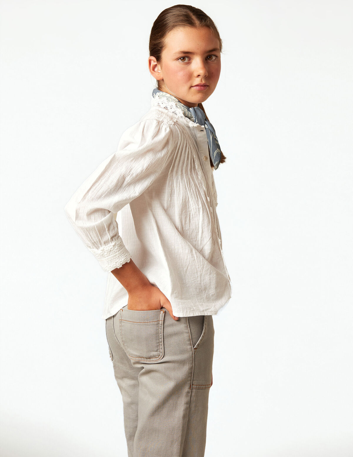 CAMISA TUCKS RENDA CRUA
