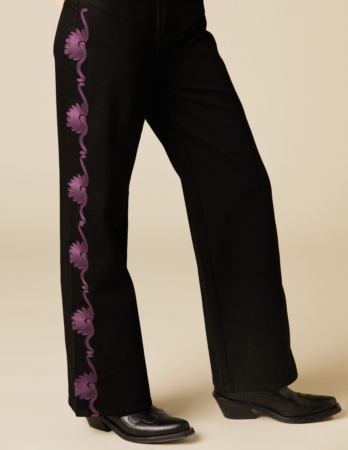 ANTHRACITE JEANS WITH SILVER EMBROIDERY