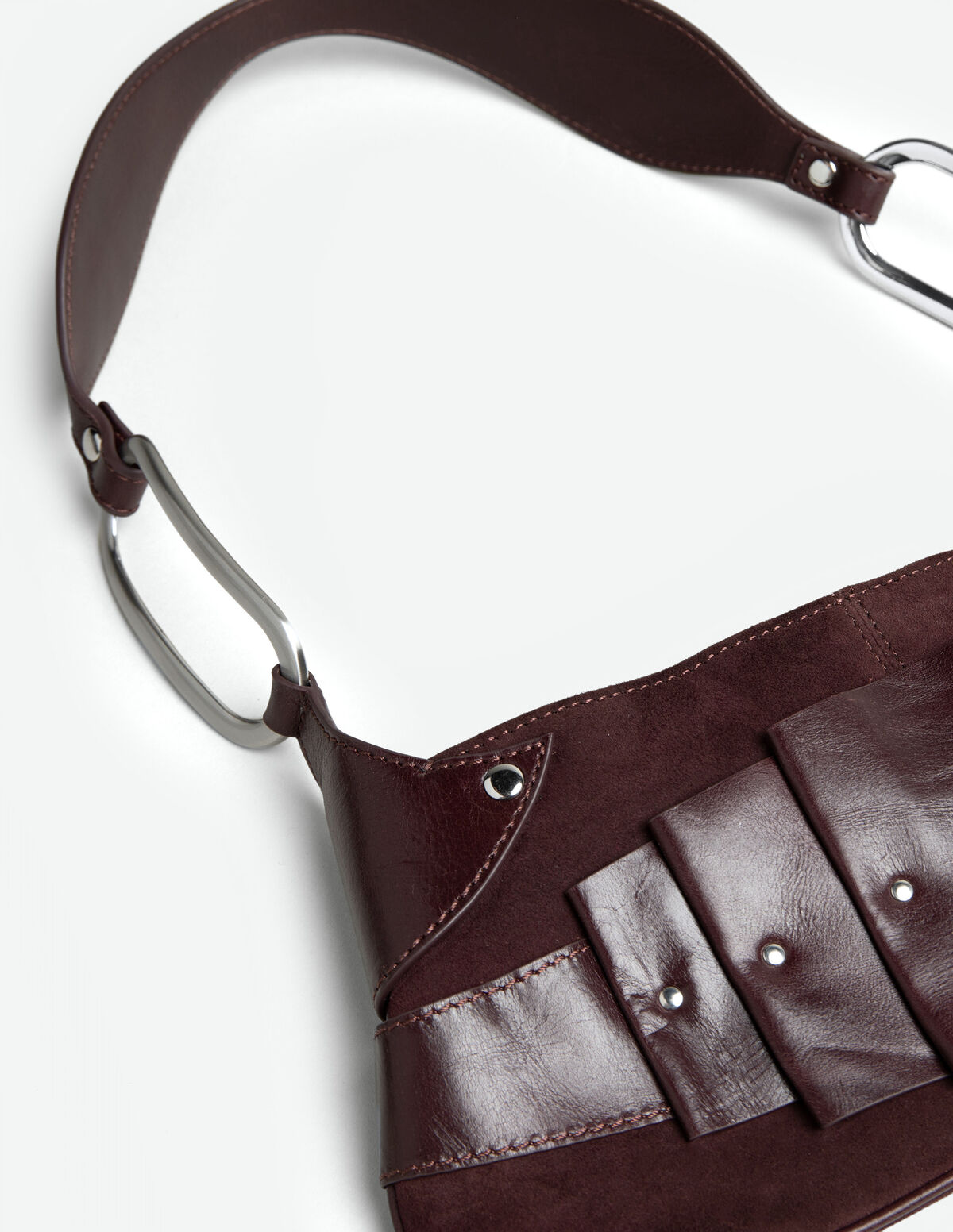 MALA PLEATS GREN&Aacute;