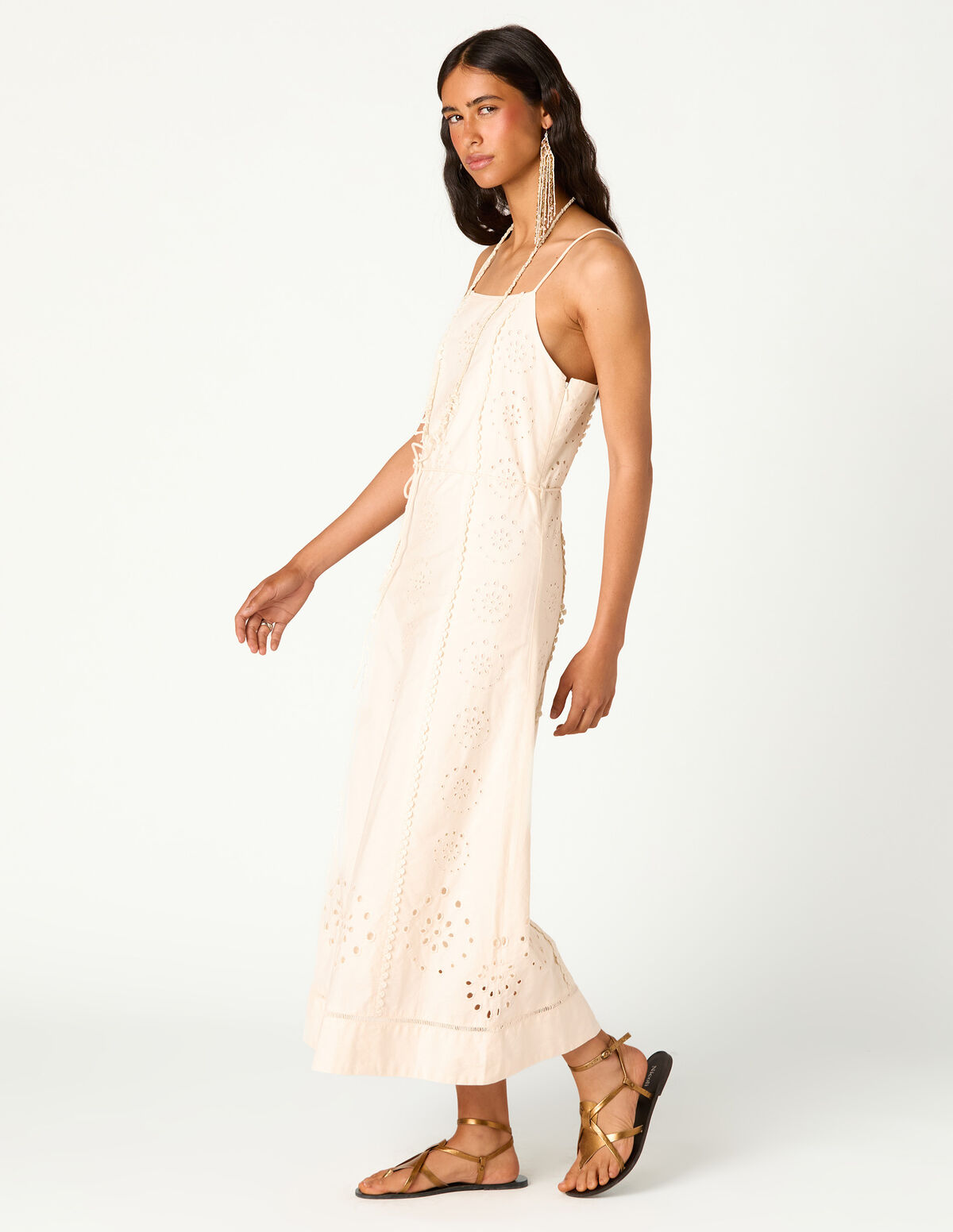 ROBE BRODERIE AJOUR&Eacute;E