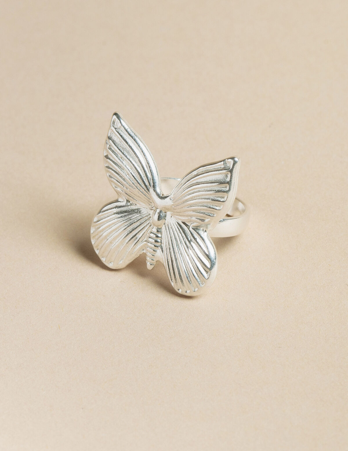 ANILLO MARIPOSA GRANDE DORADO