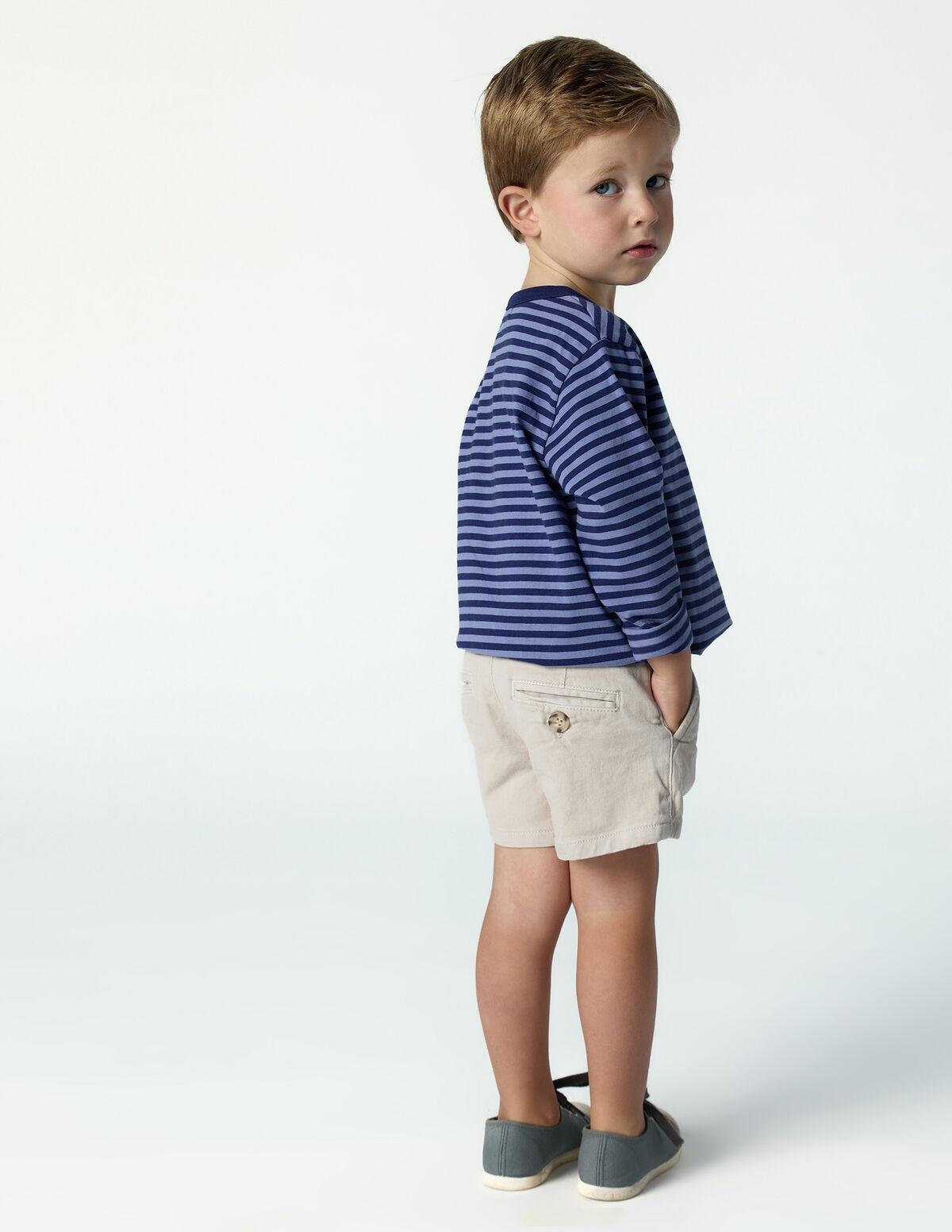 BLUE STRIPED T-SHIRT