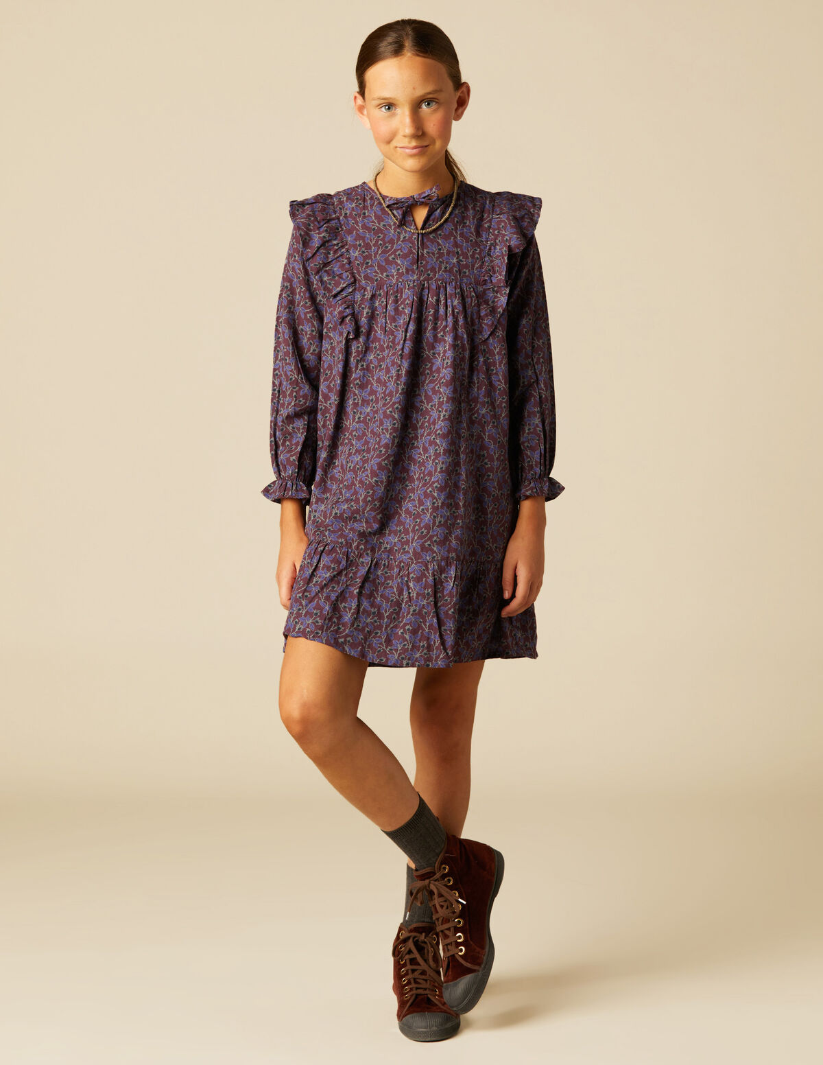 LOOK 1.3