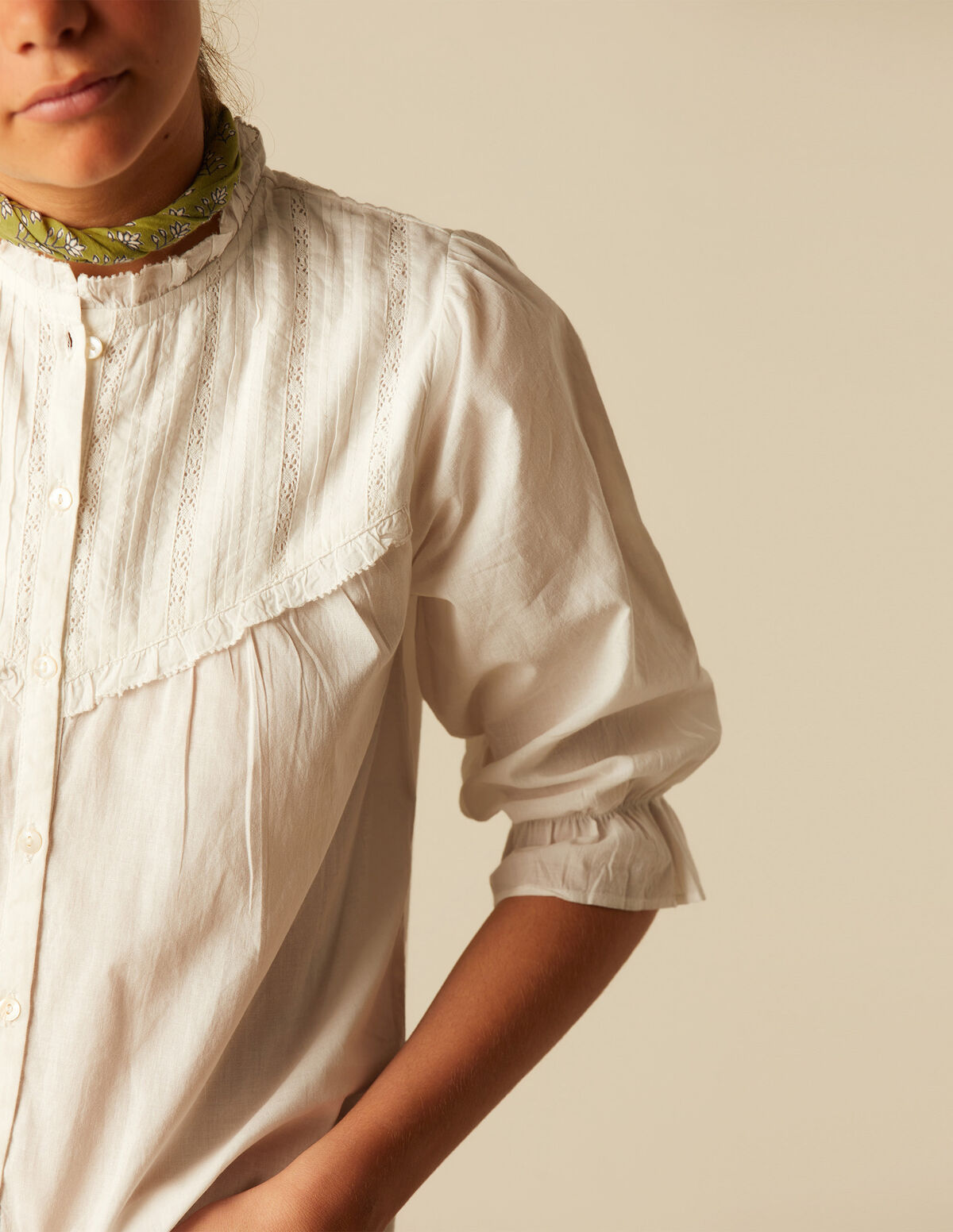 CAMISA ROMANTICA BLANCA