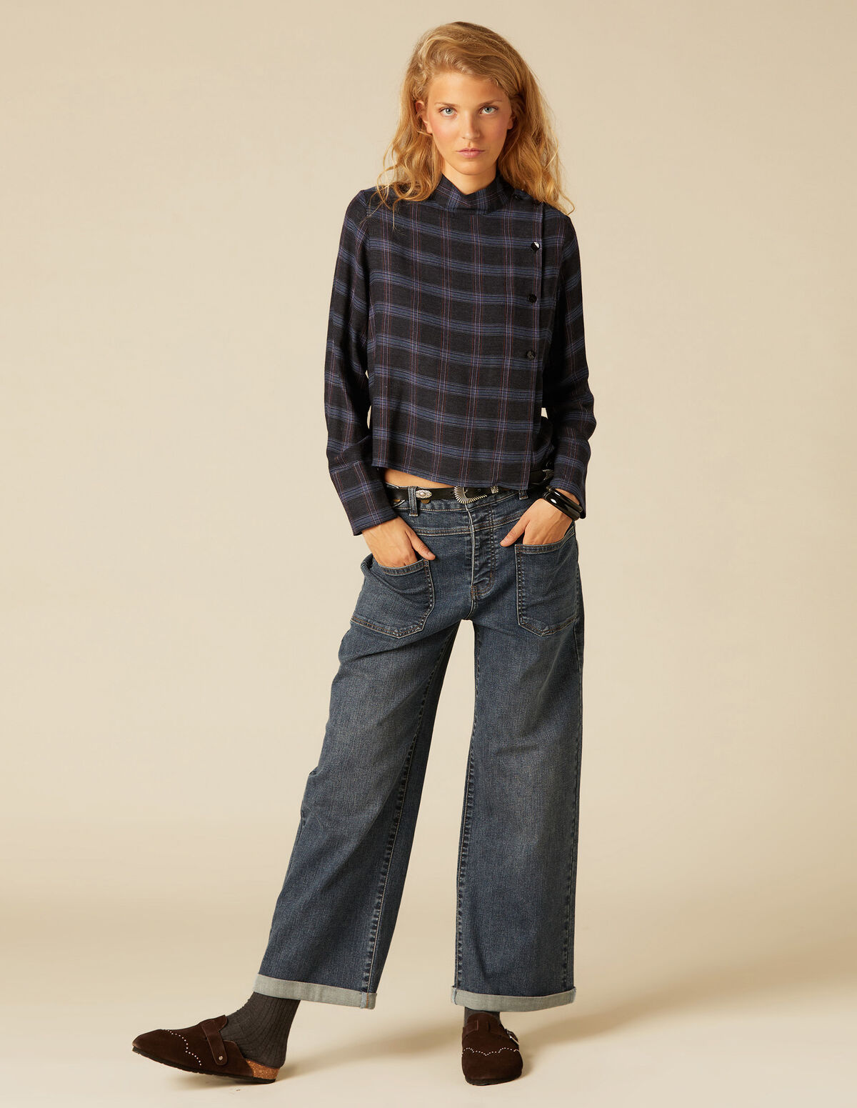 BLUE BUTTONED WAISTBAND JEANS