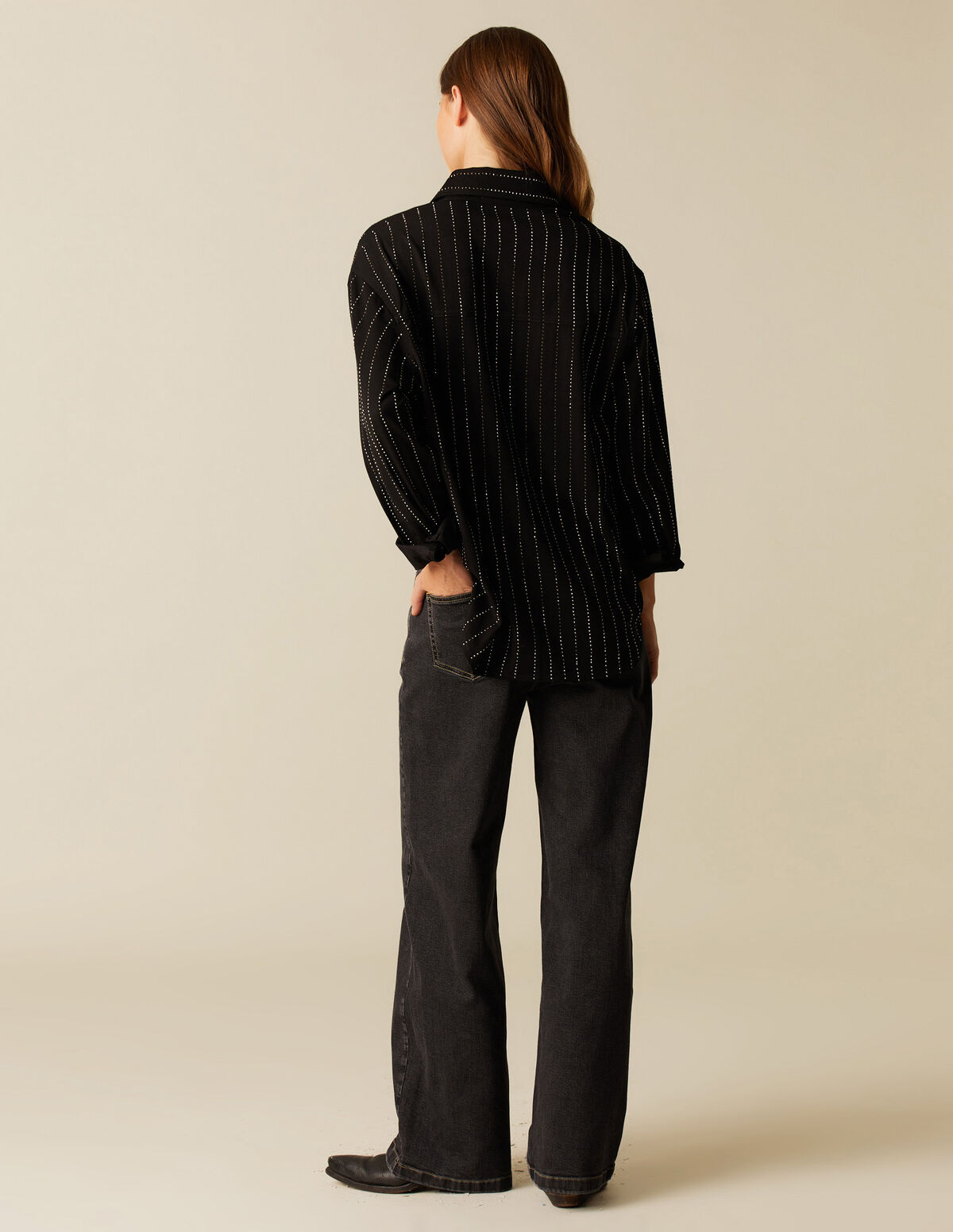 CAMISA TACHUELAS PLATEADAS