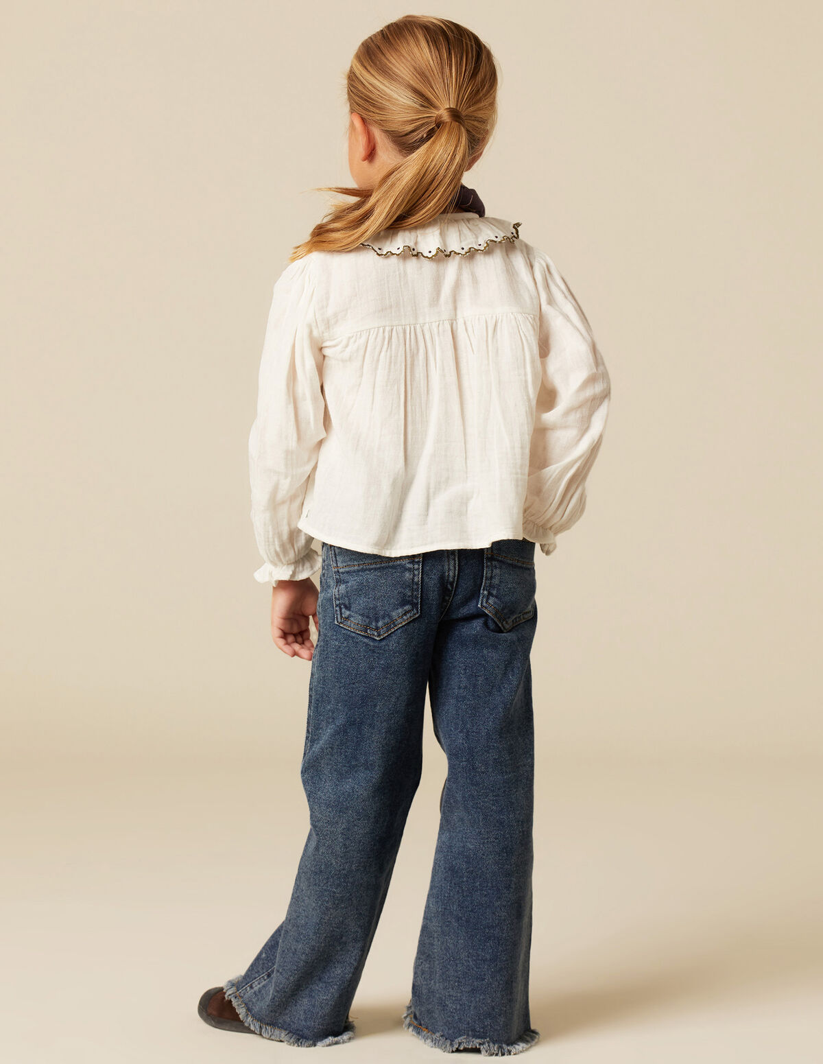 BERRY EMBROIDERED SHIRT
