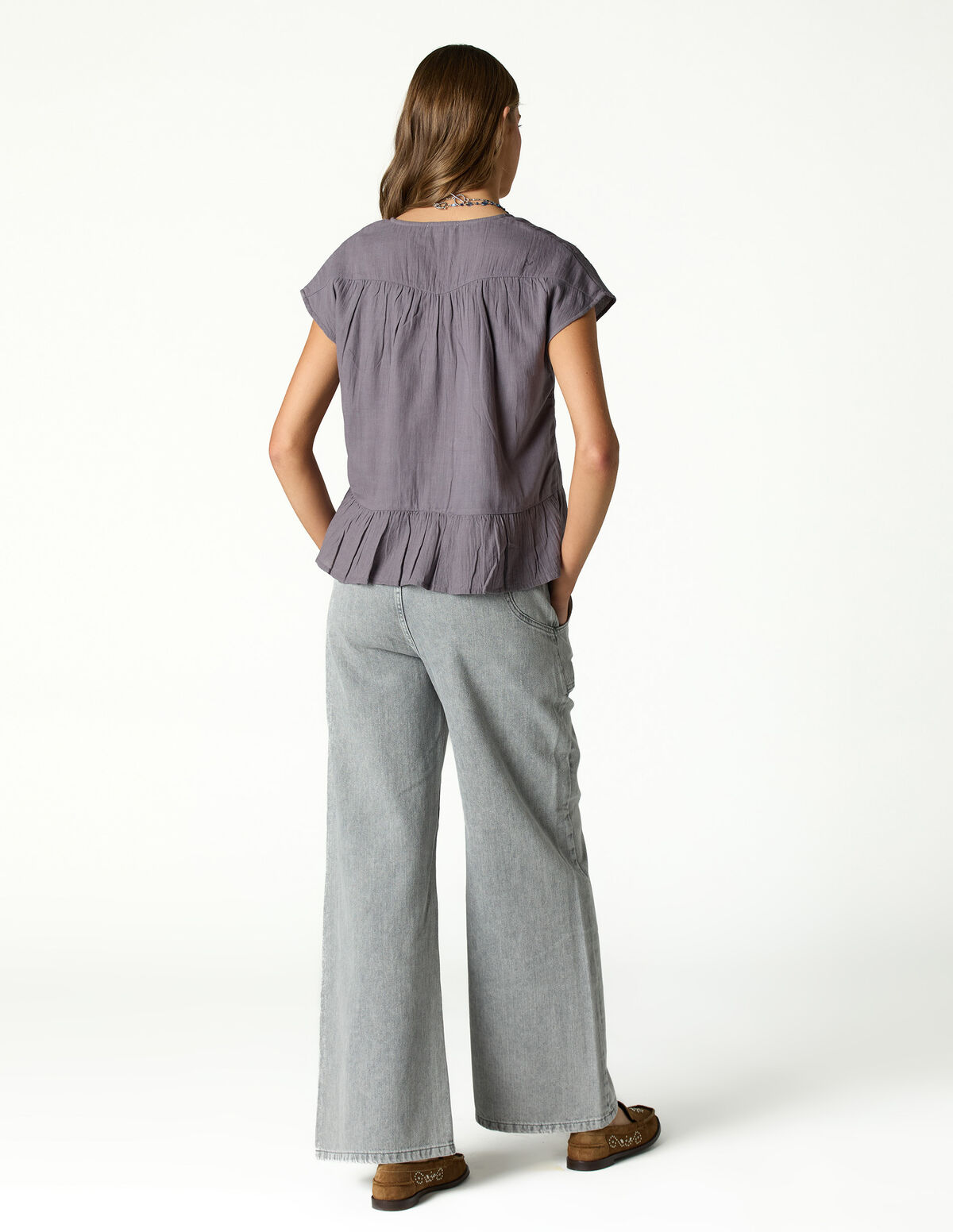 WHITE HIGH-WAISTED JEANS