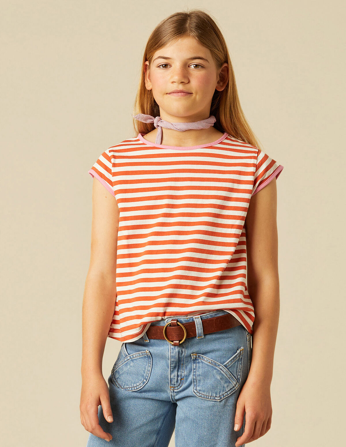 CAMISETA RAYA NARANJA CONSTRASTE
