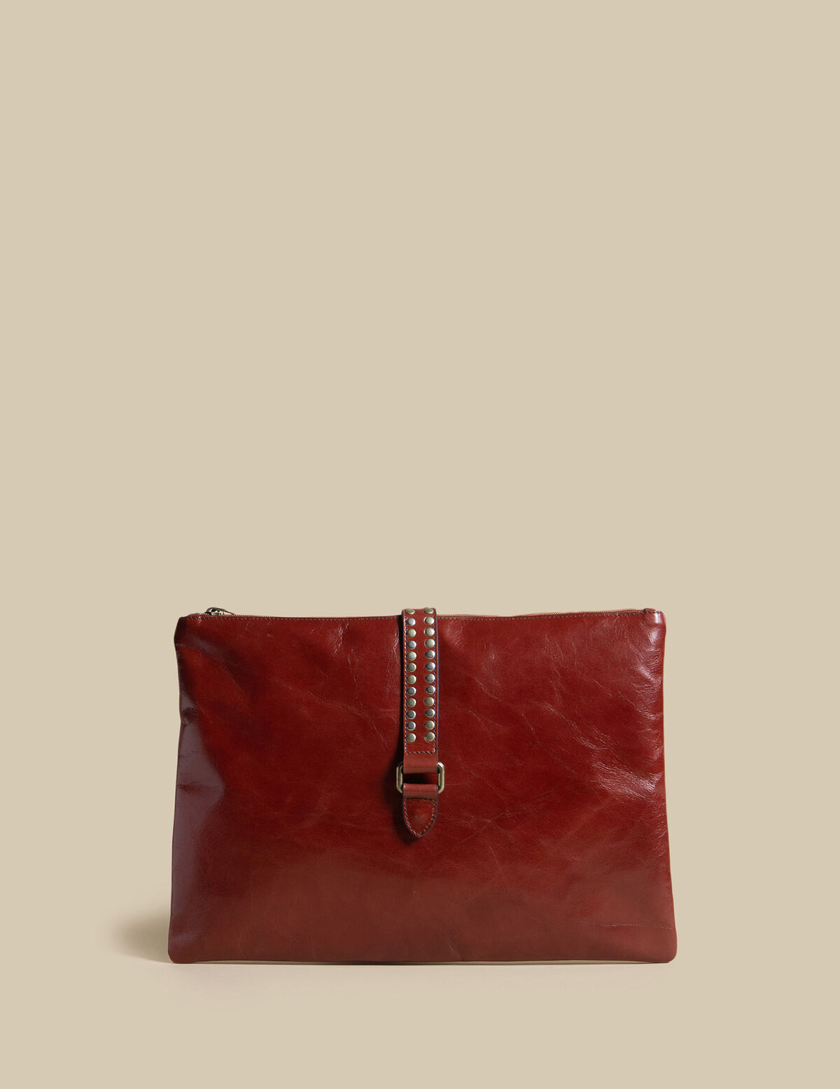 FUNDA MARRÓN TACHUELAS GRANDE