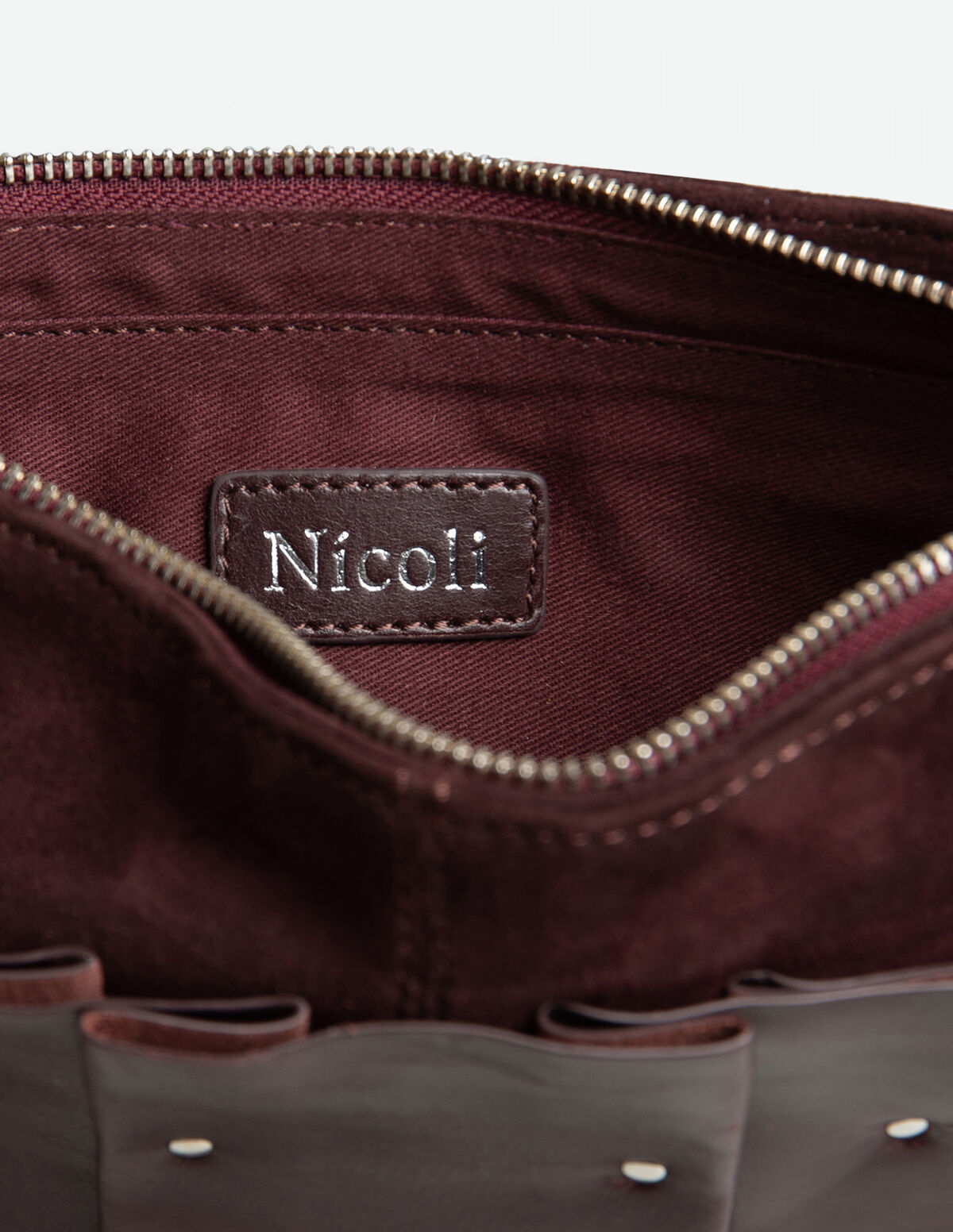 MALA PLEATS GREN&Aacute;