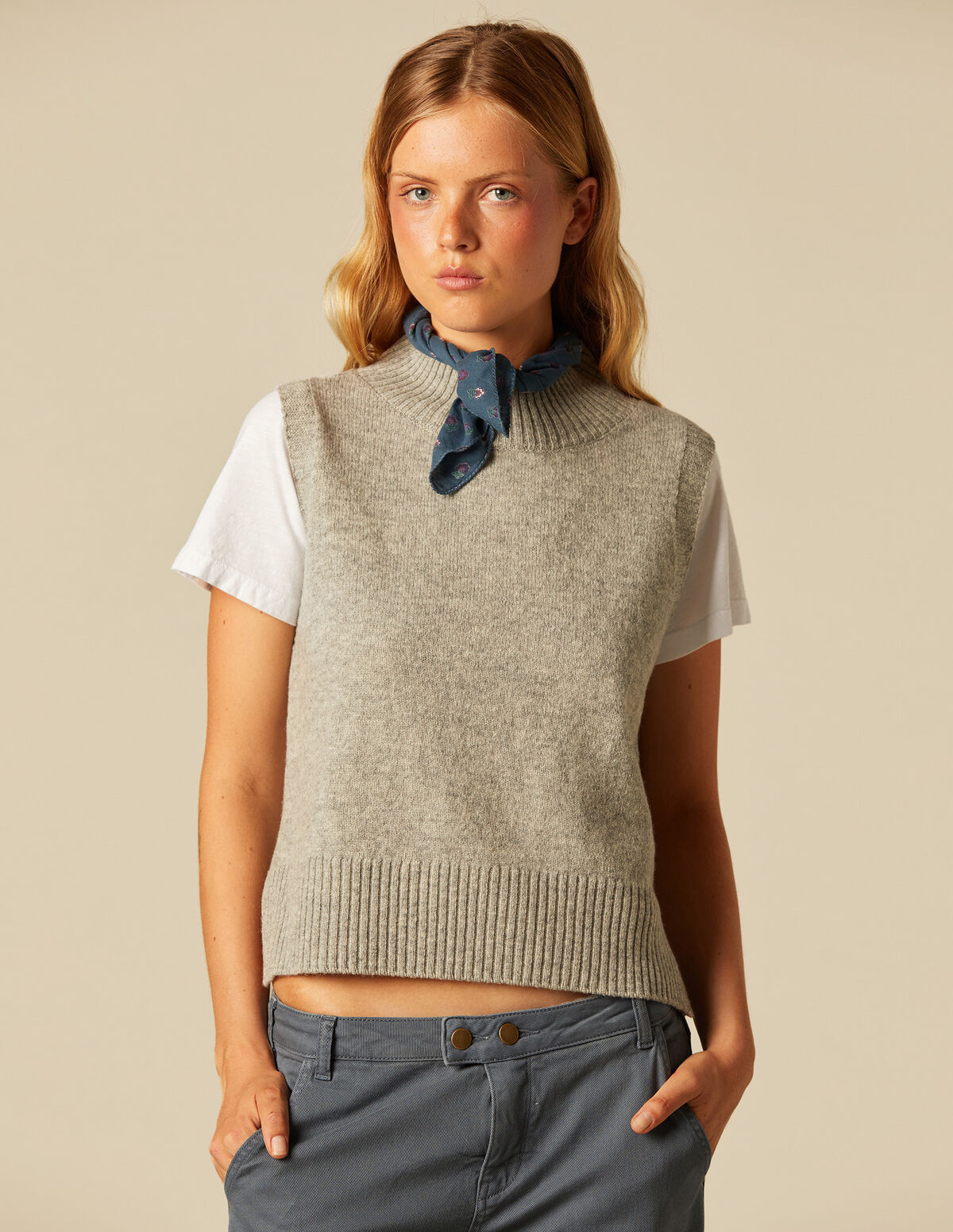 GREY WAISTCOAT