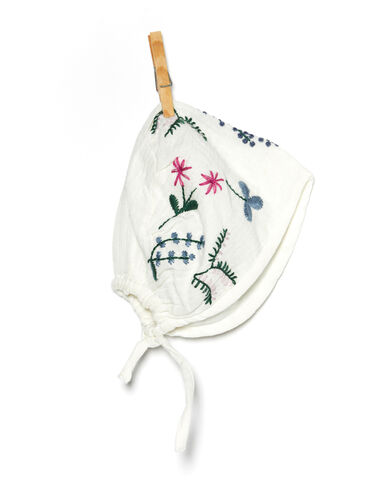Ecru embroidered bonnet - View all > - Nícoli