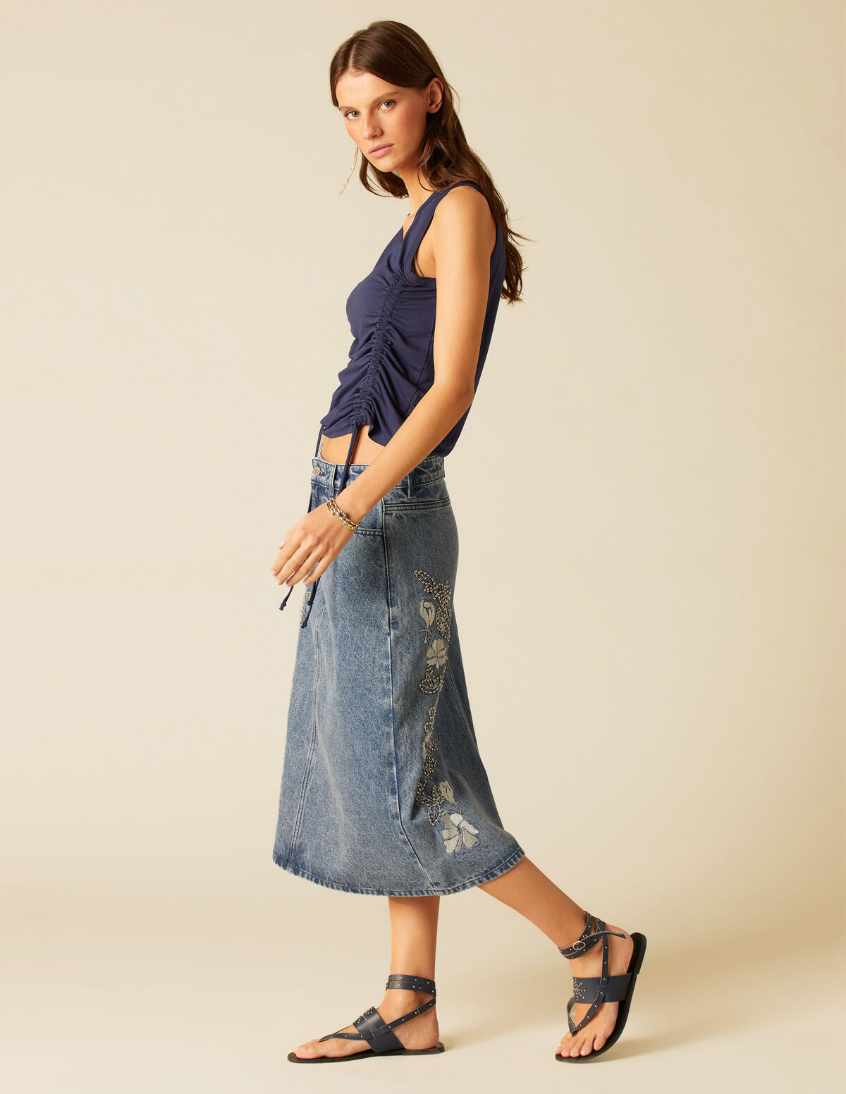 JUPE DENIM CLOUS BLEUE